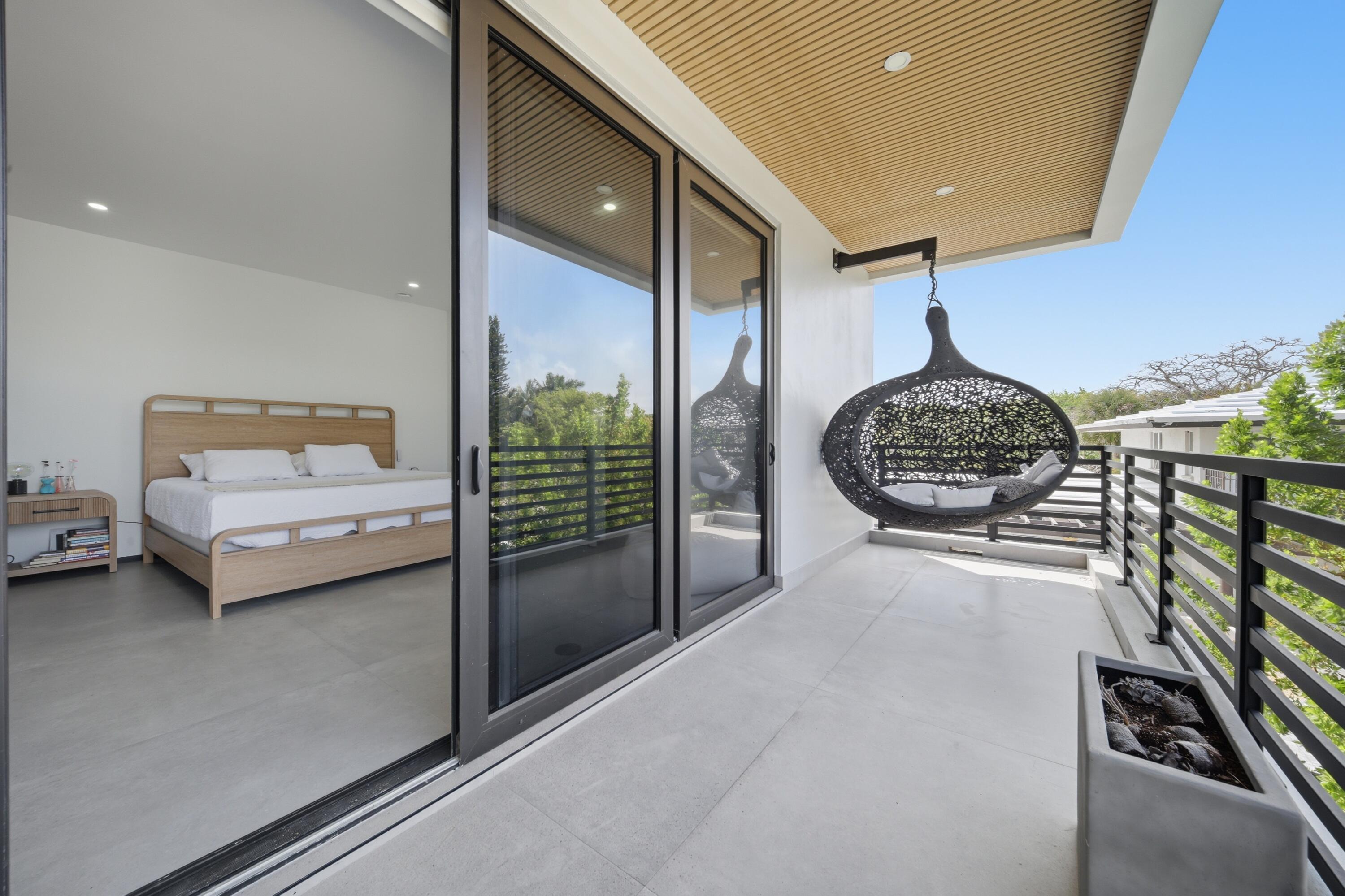 LAS OLAS BY THE SEA EXT - Residential