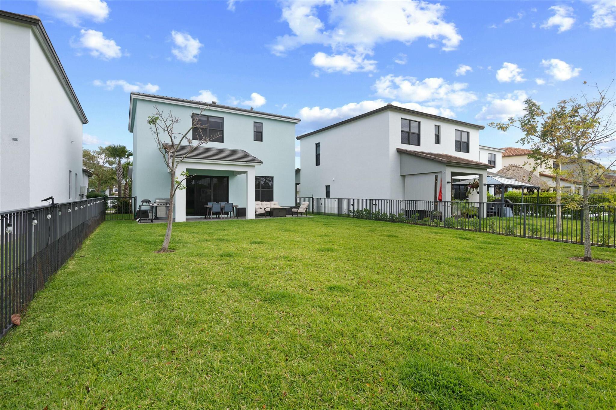 SKY COVE - Residential