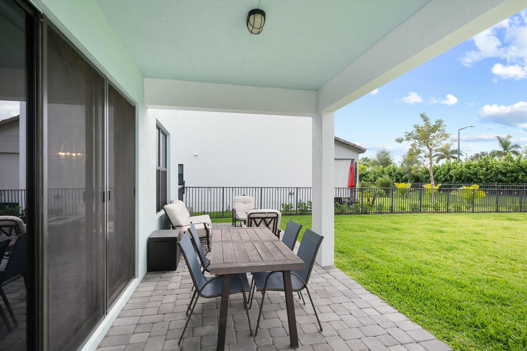 SKY COVE - Residential