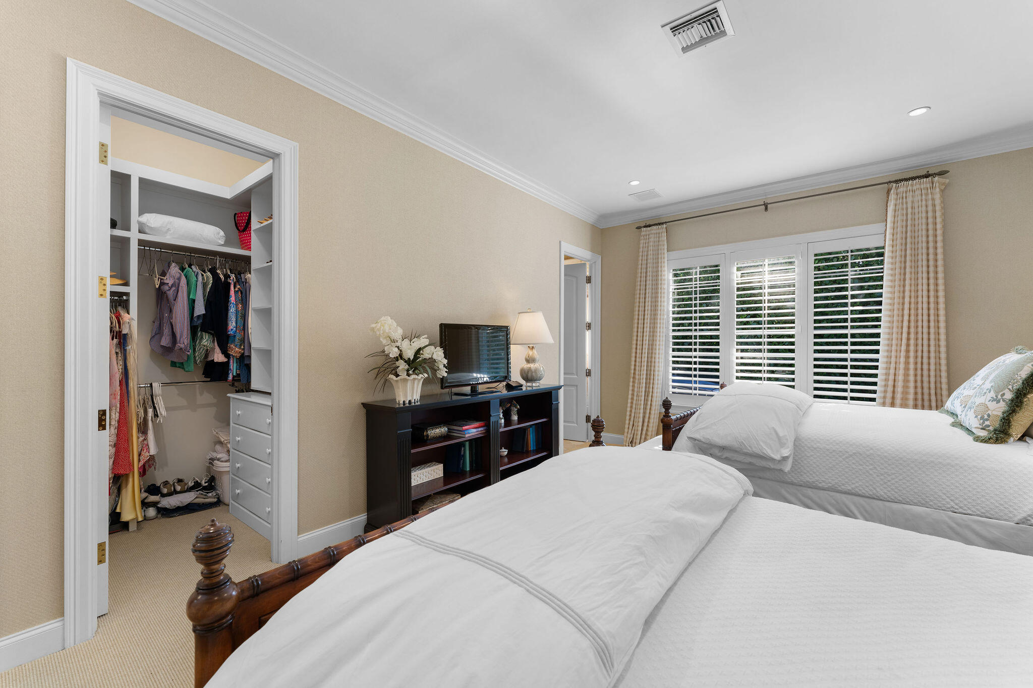 OLD PORT VILLAGE 2 - Residential