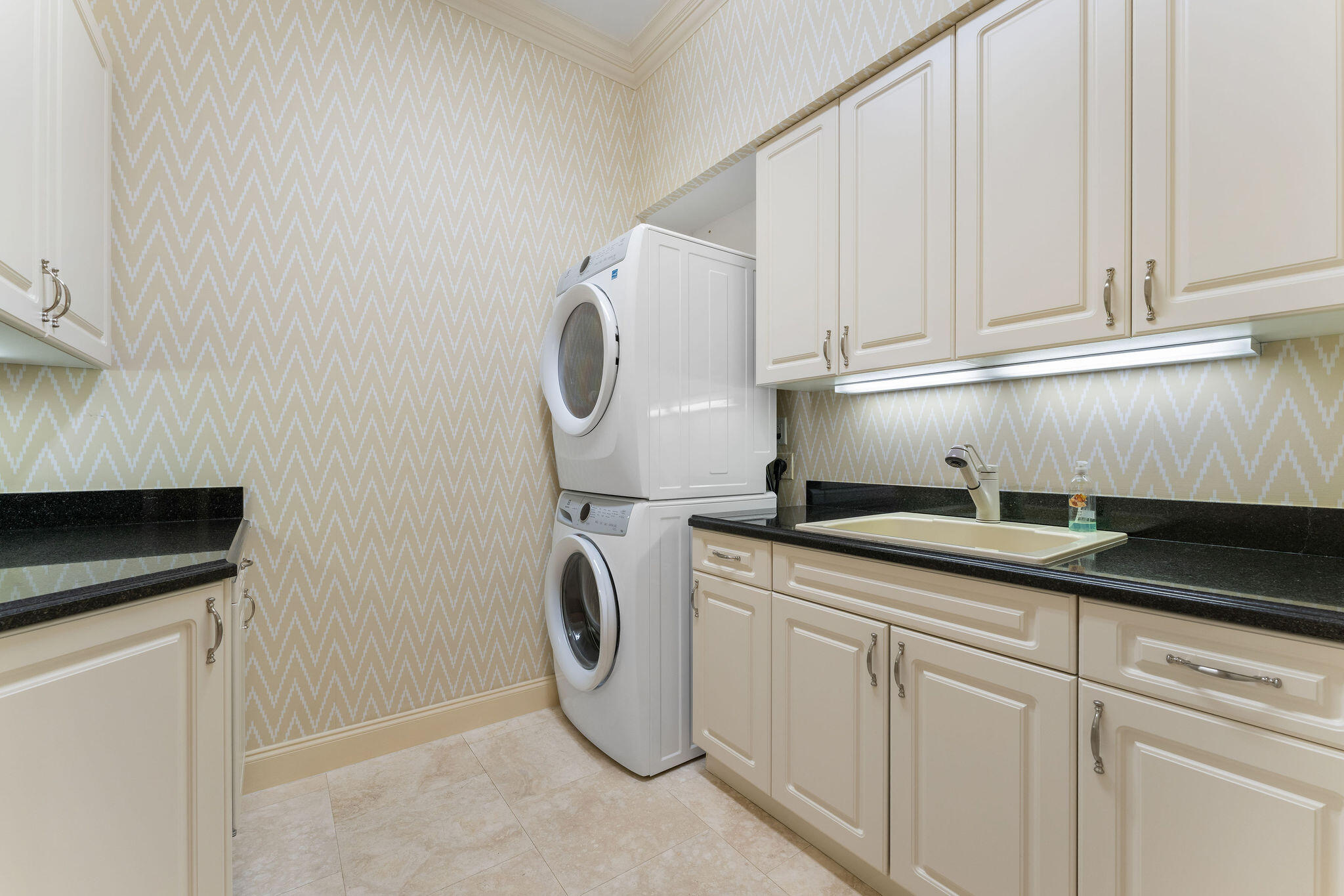 OLD PORT VILLAGE 2 - Residential