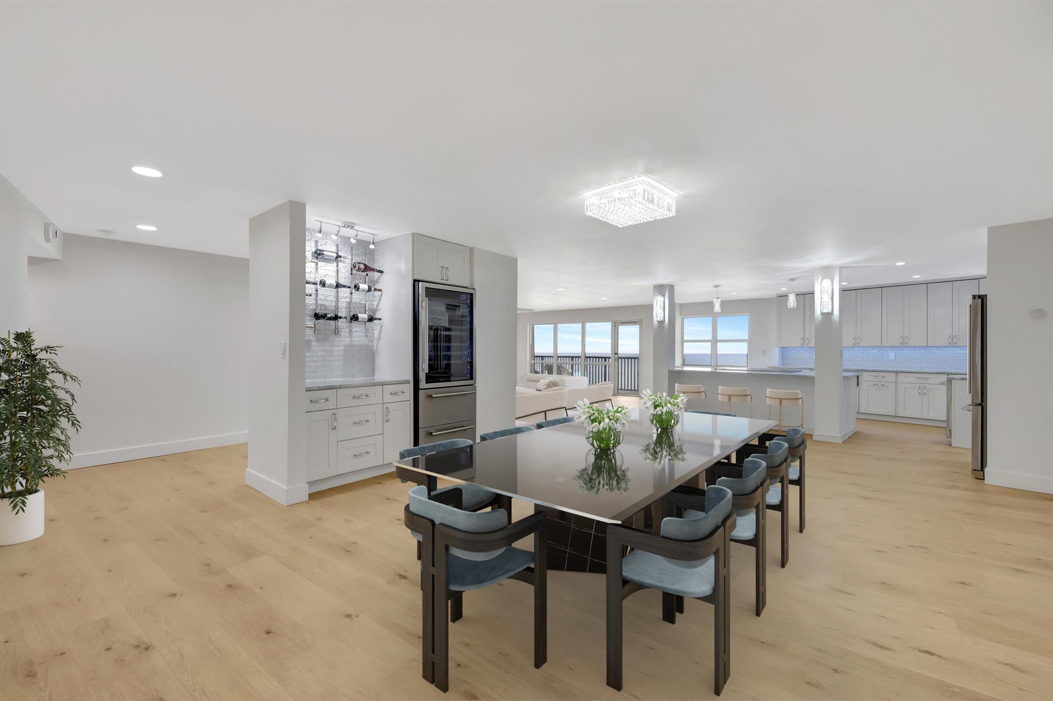 1800 S Ocean Boulevard 910