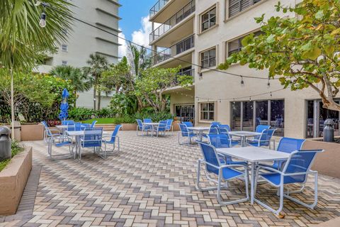 A home in Lauderdale By The Sea