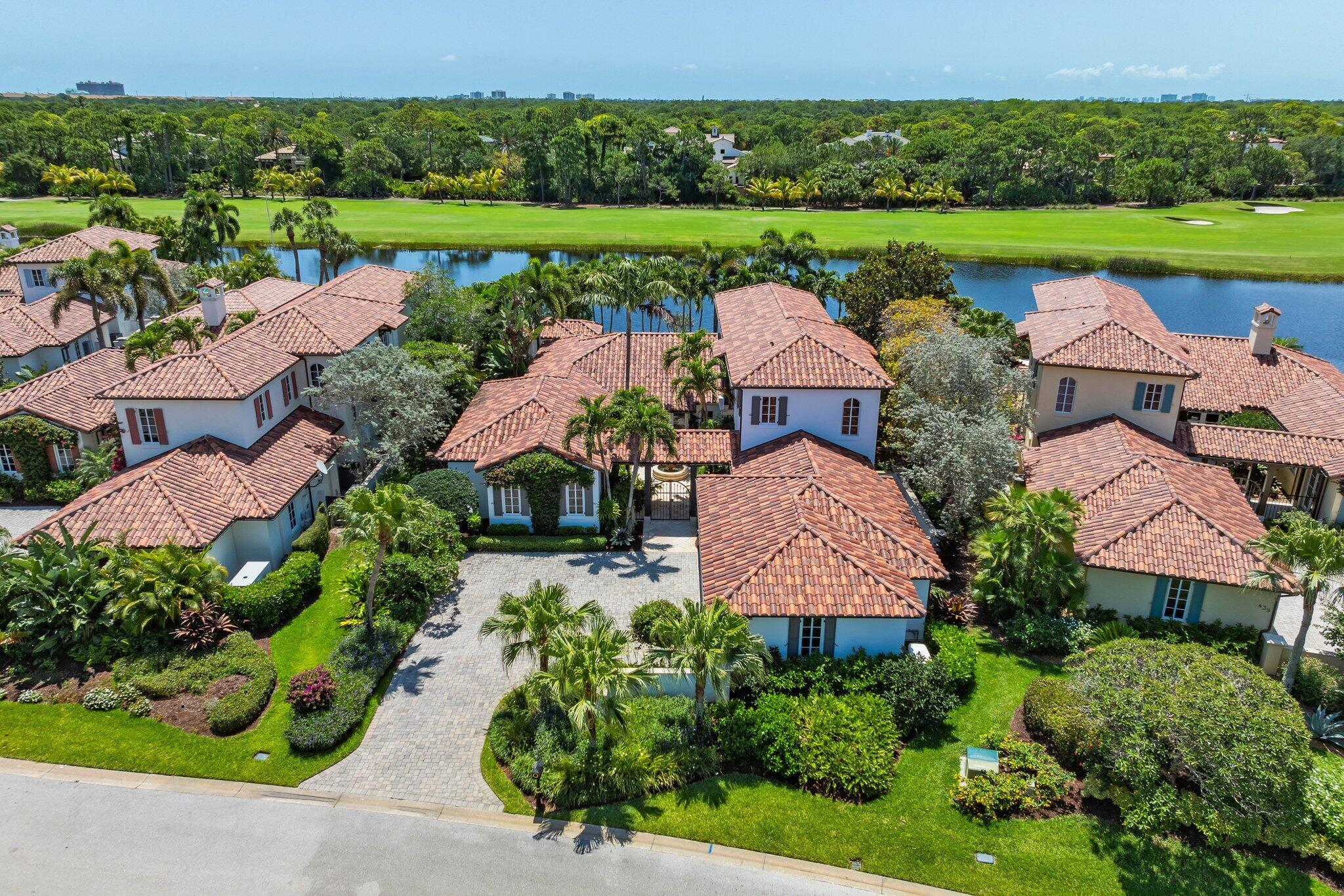 RITZ CARLTON GOLF CLUB & SPA - Residential