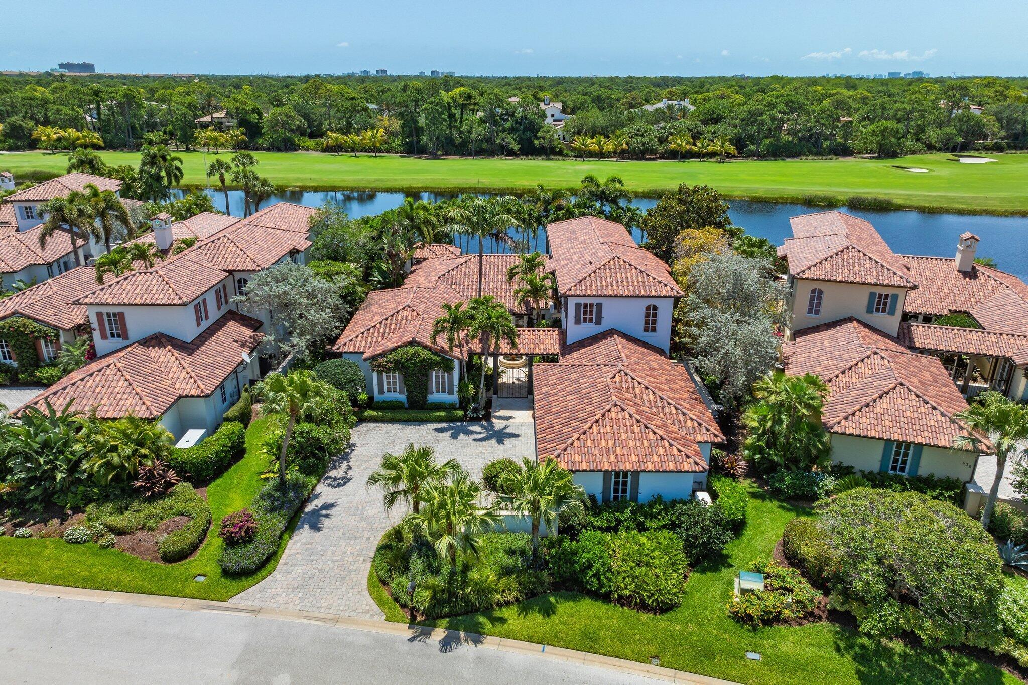 RITZ CARLTON GOLF CLUB & - Residential