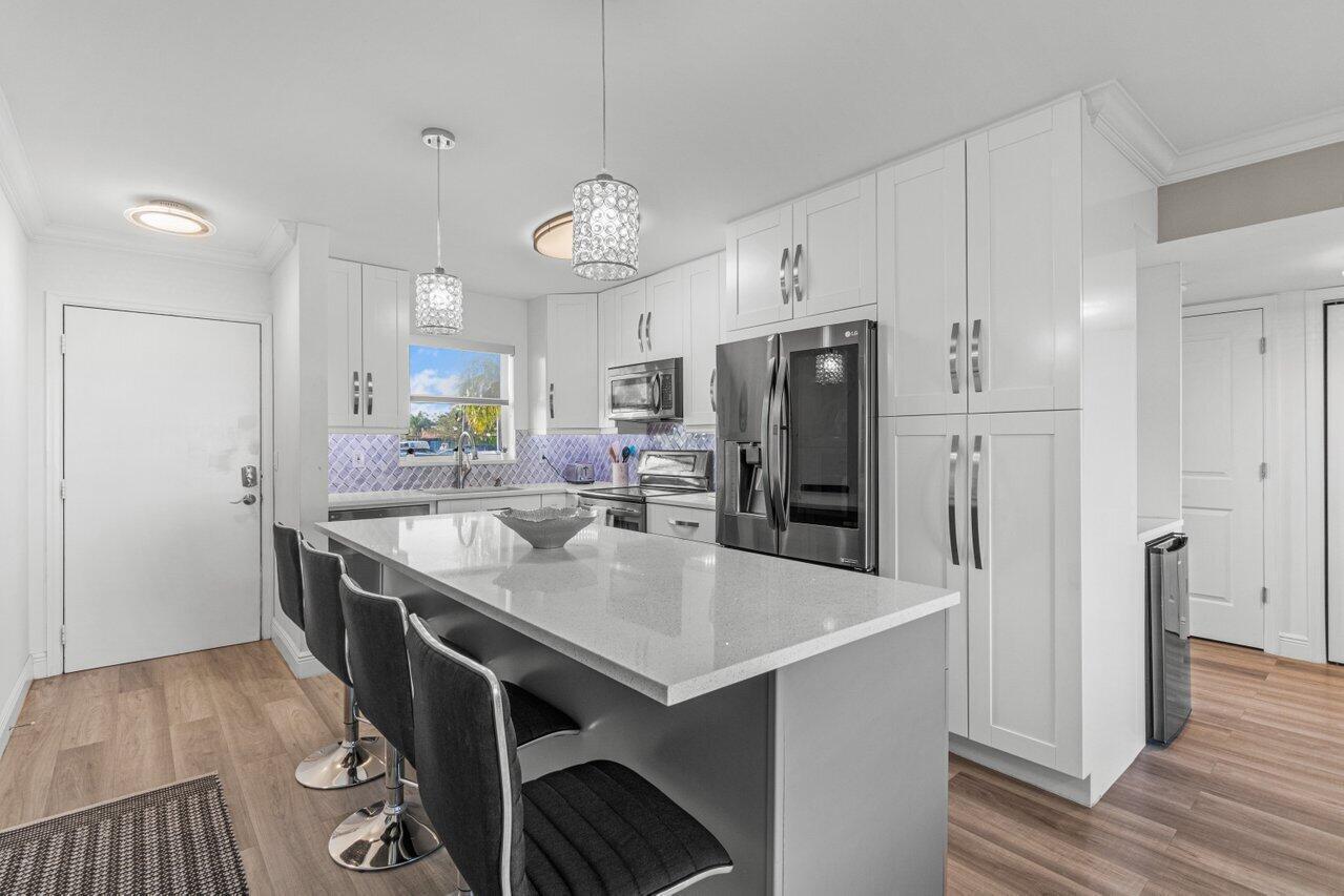 ISLAND TOWERS INC CONDO - Residential Lease