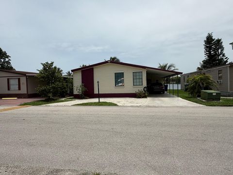 5448 NW 204 street Miami Gardens FL 33055
