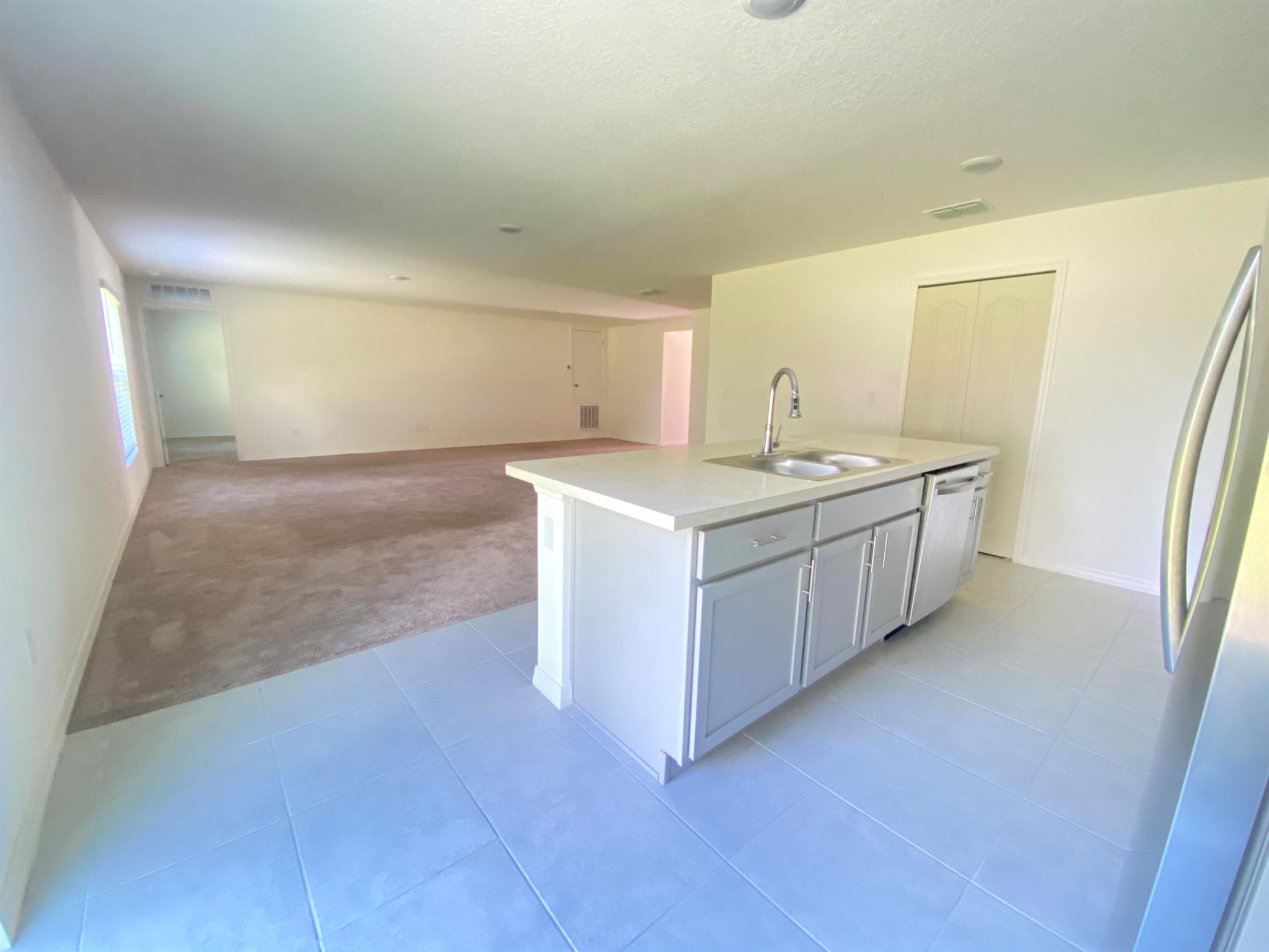 LAKEWOOD PARK UNIT 10 - Residential