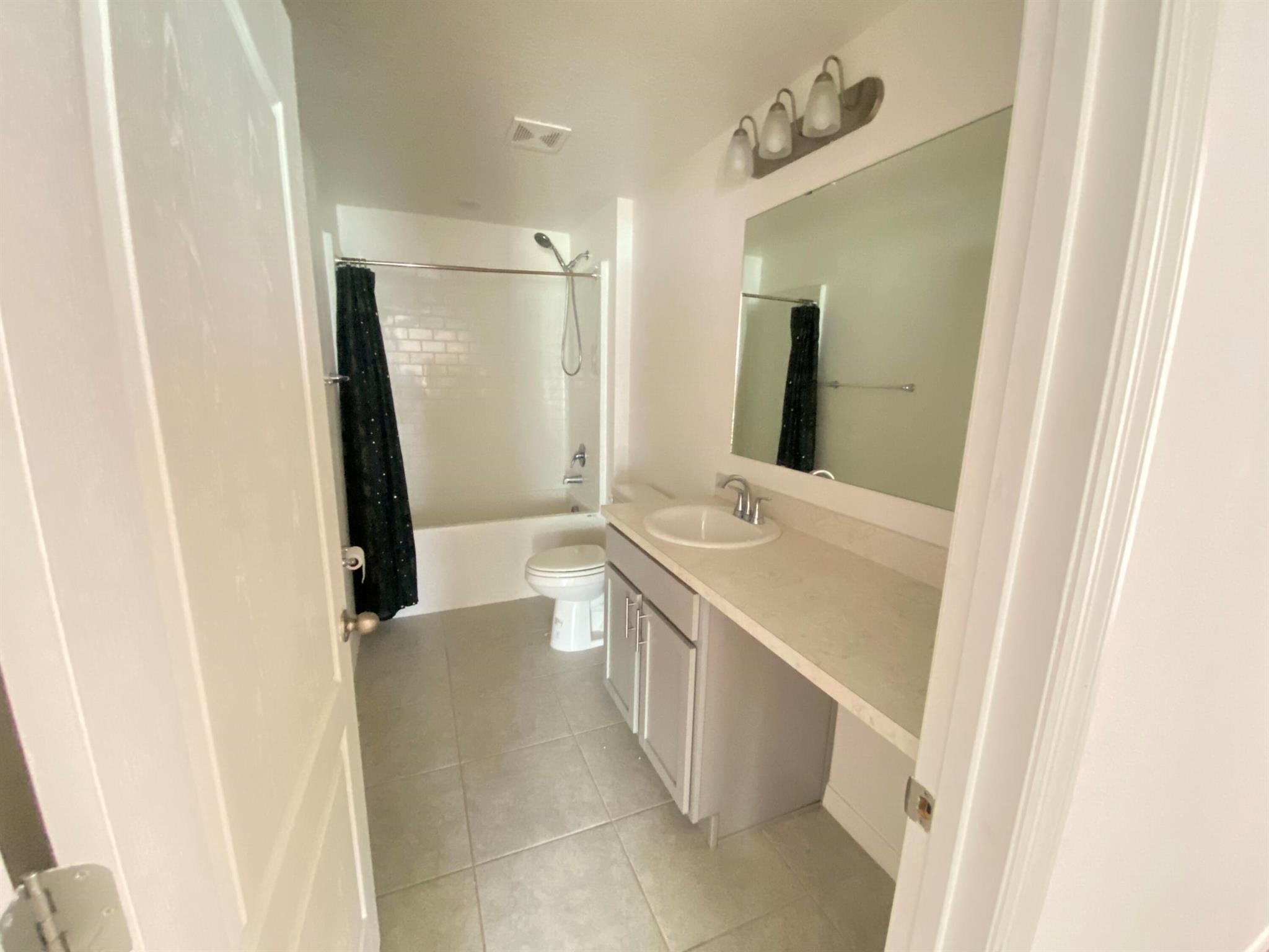 LAKEWOOD PARK UNIT 10 - Residential