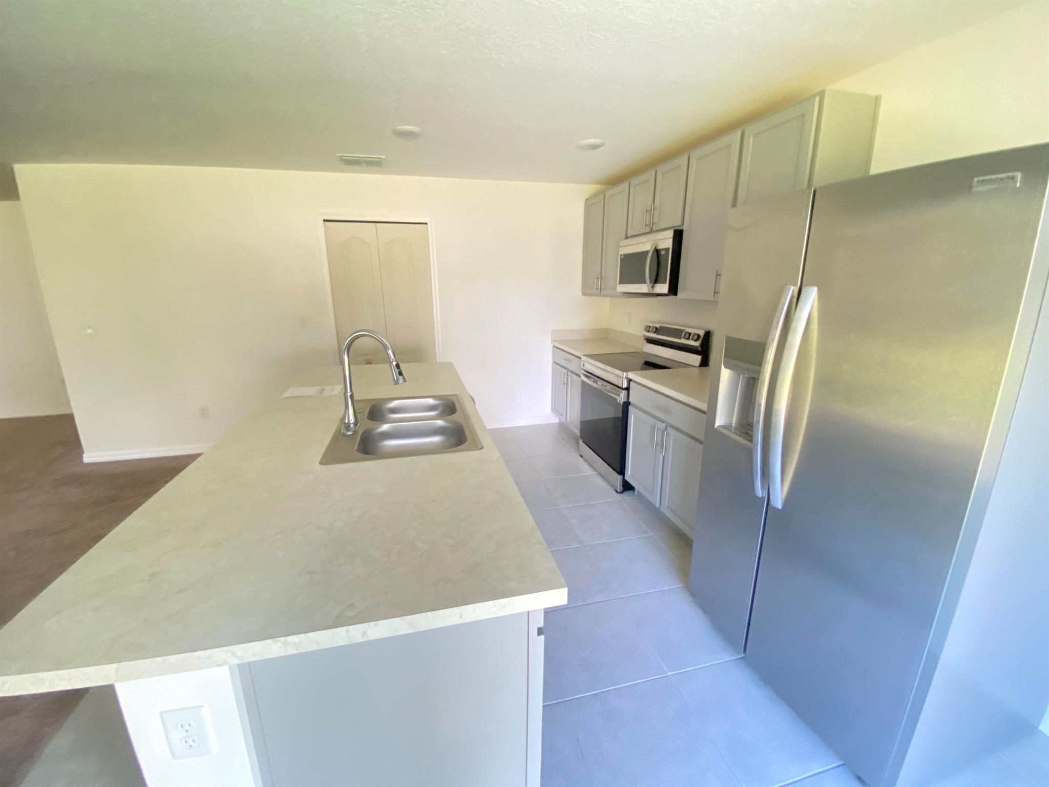 LAKEWOOD PARK UNIT 10 - Residential