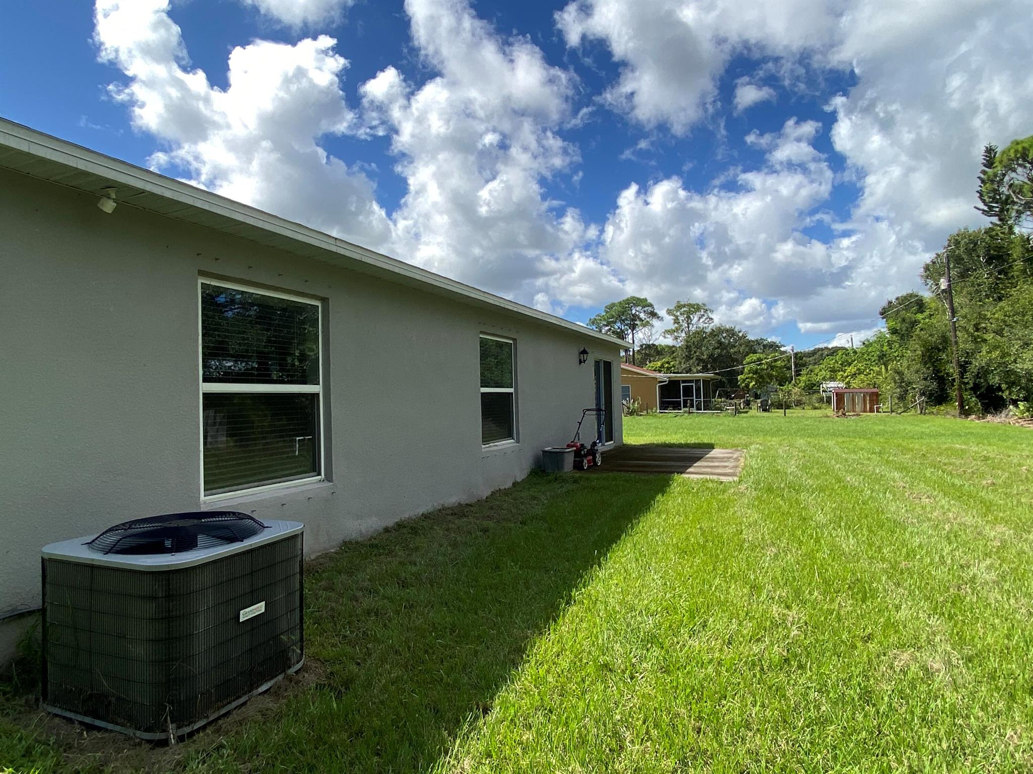 LAKEWOOD PARK UNIT 10 - Residential