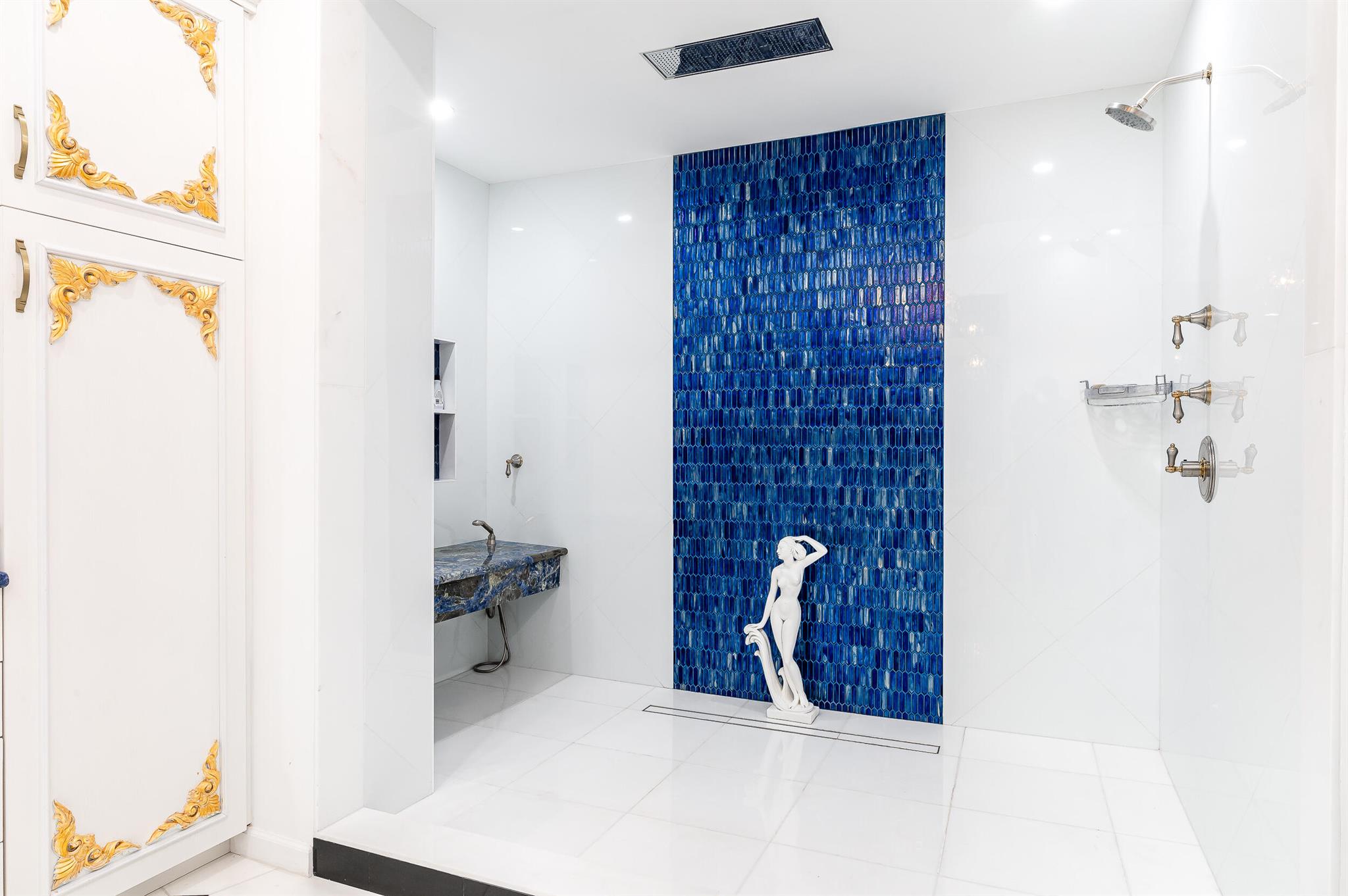 MIZNER GRAND CONDO - Residential