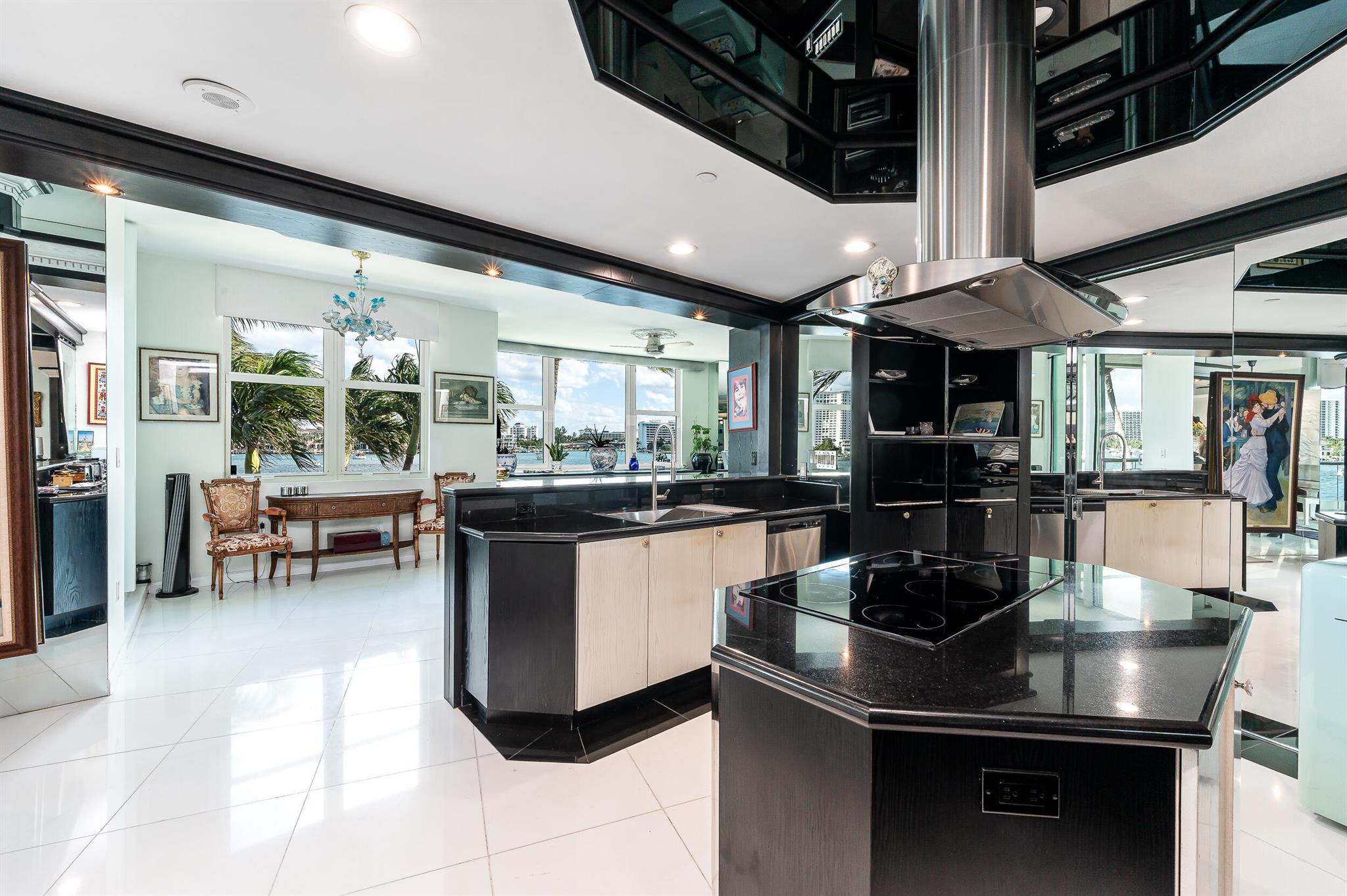 MIZNER GRAND CONDO - Residential