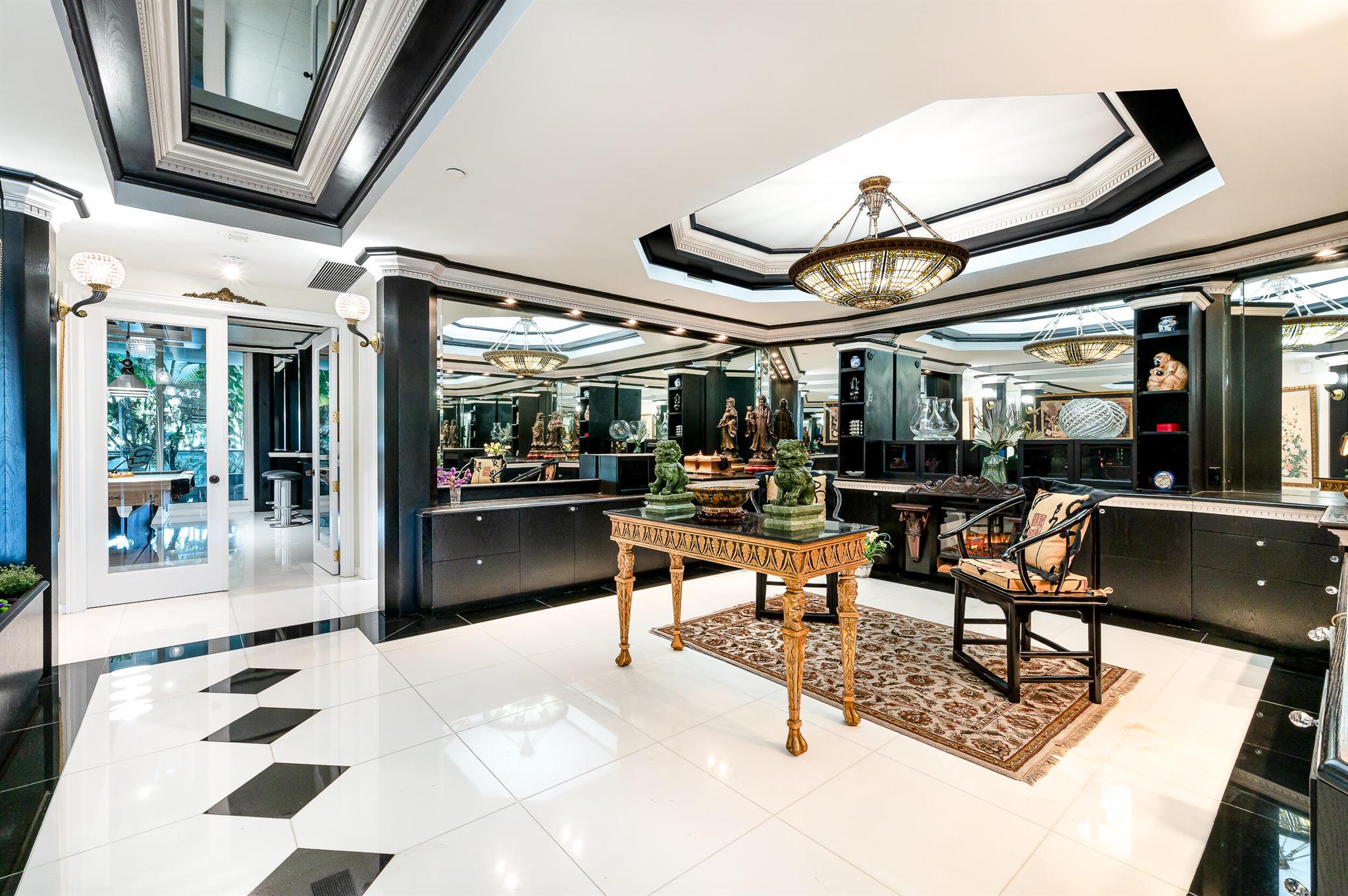 MIZNER GRAND CONDO - Residential