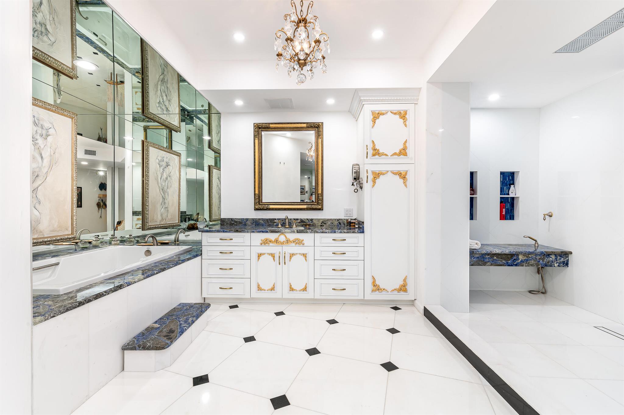 MIZNER GRAND CONDO - Residential