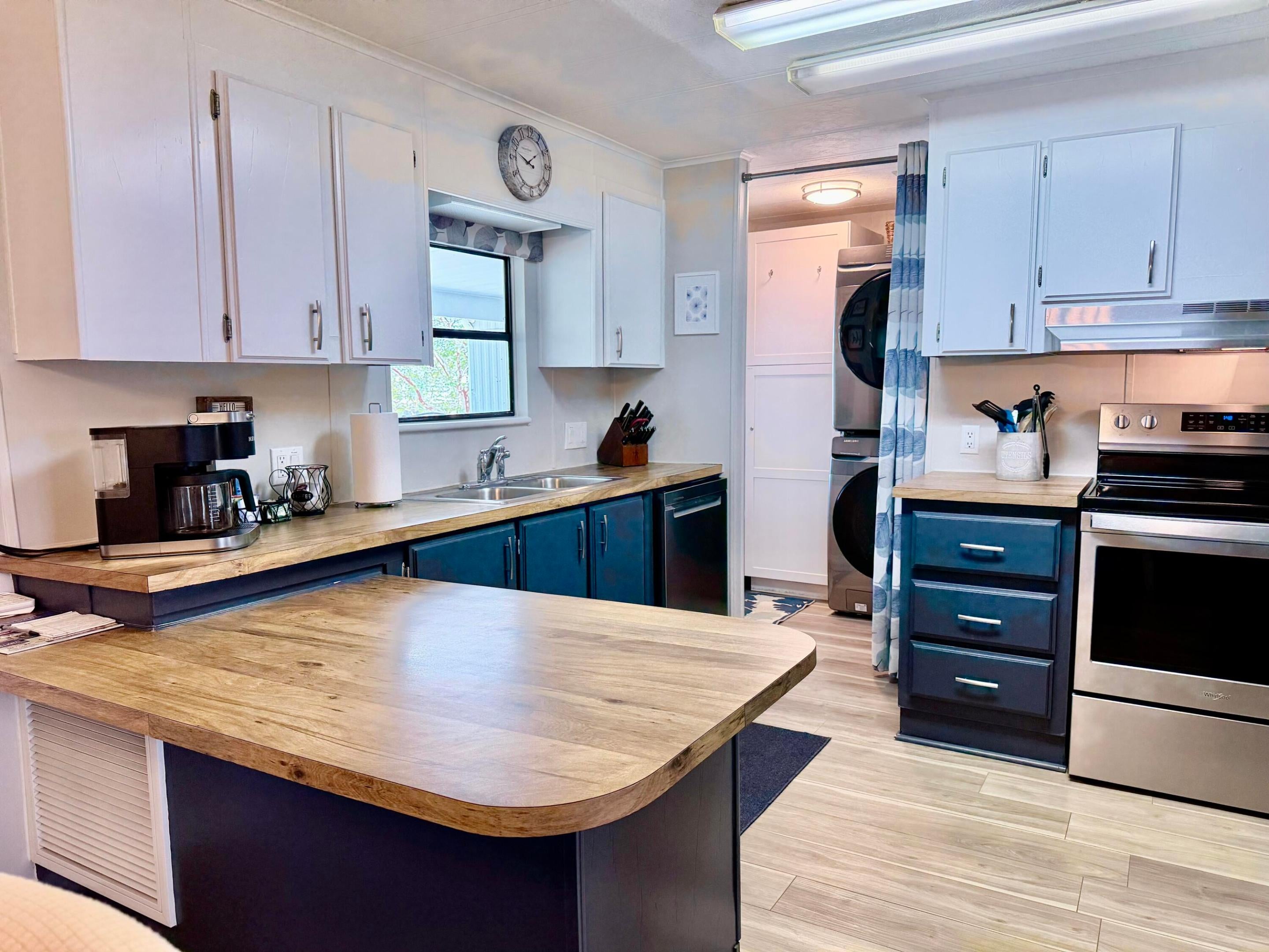 2237 SE 32ND Street