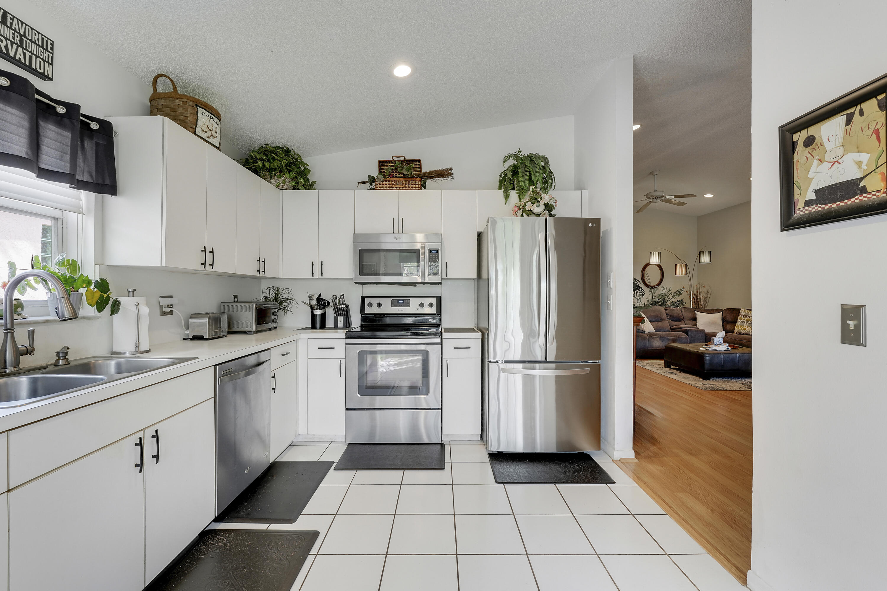 AMERICAN HERITAGE HOMES PH 1 - Residential