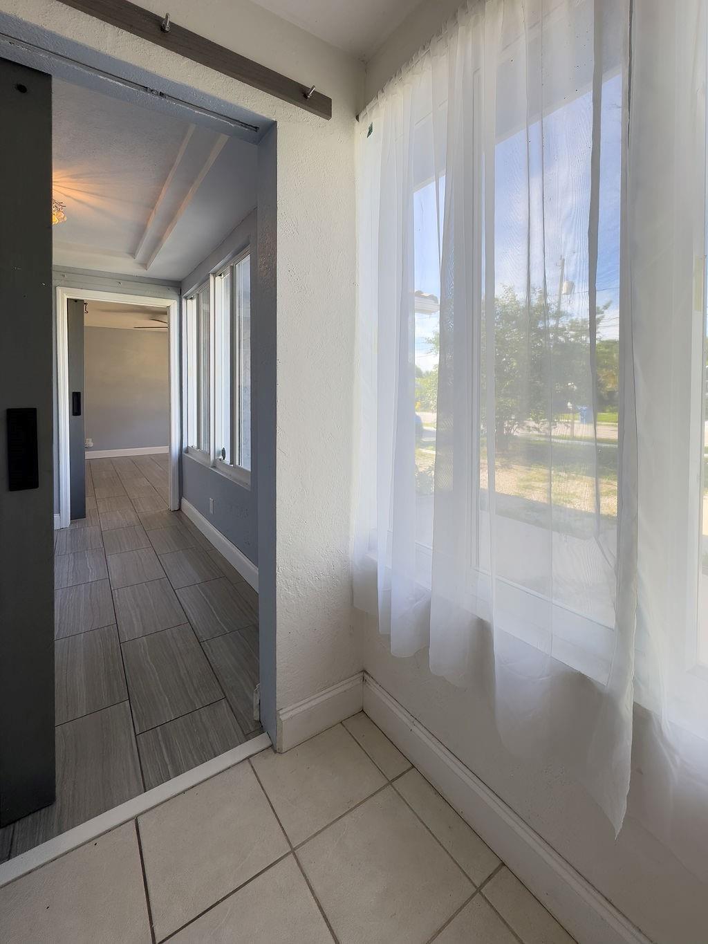 Oakland Park Second Add 1 - Residential Lease