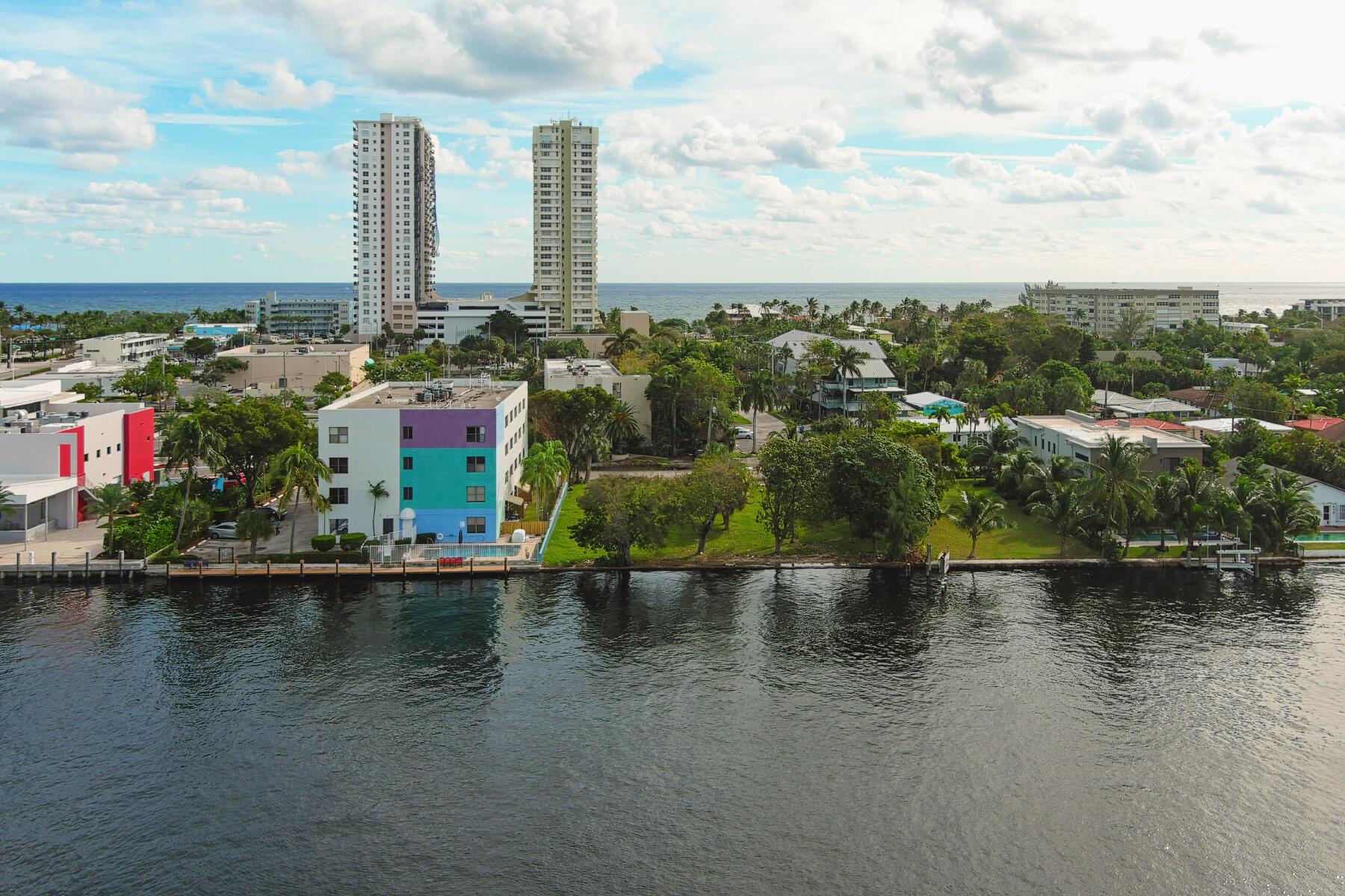 POMPANO BEACH PARK - Residential