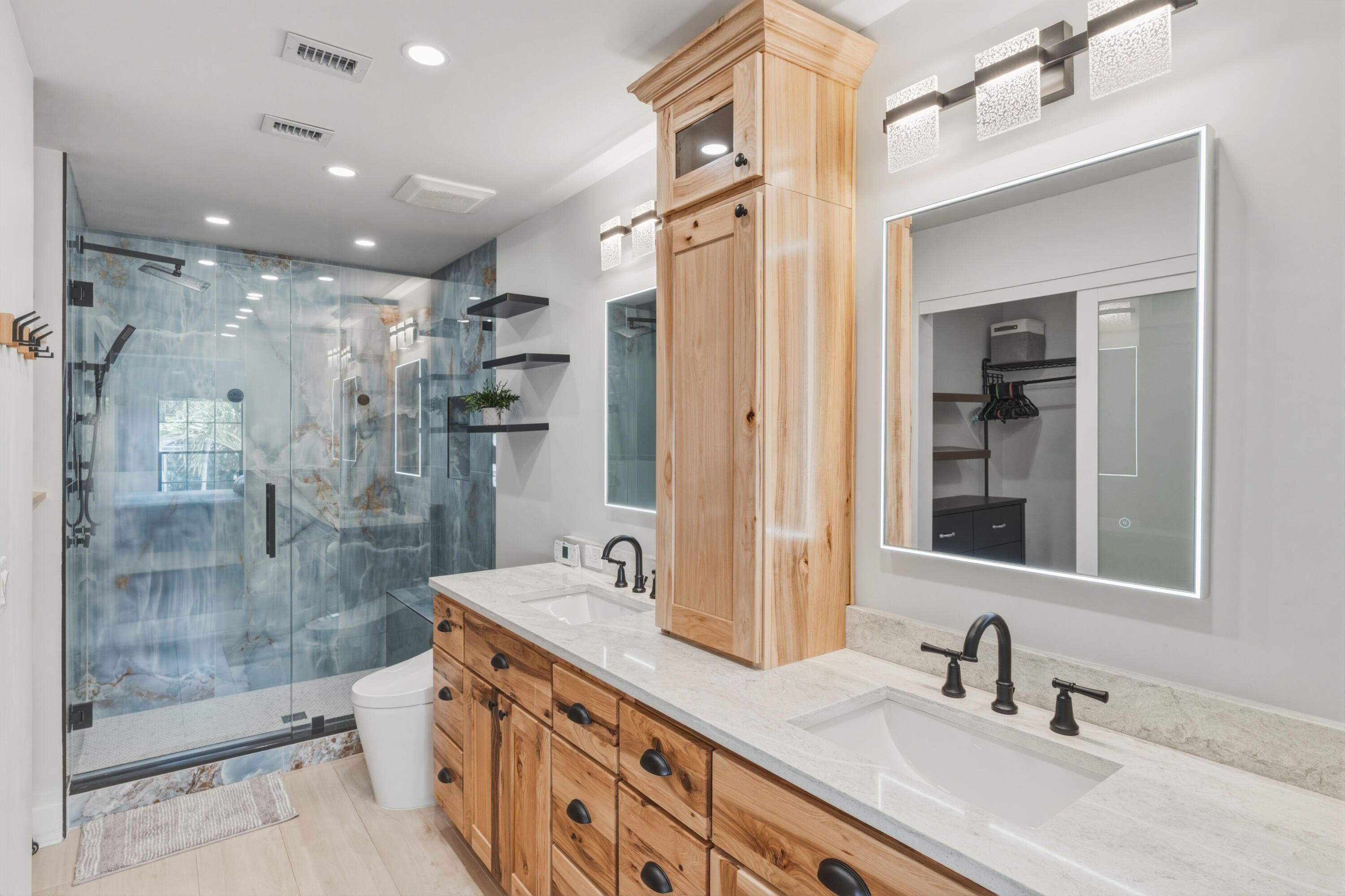 MARINERS COVE 1 - Residential