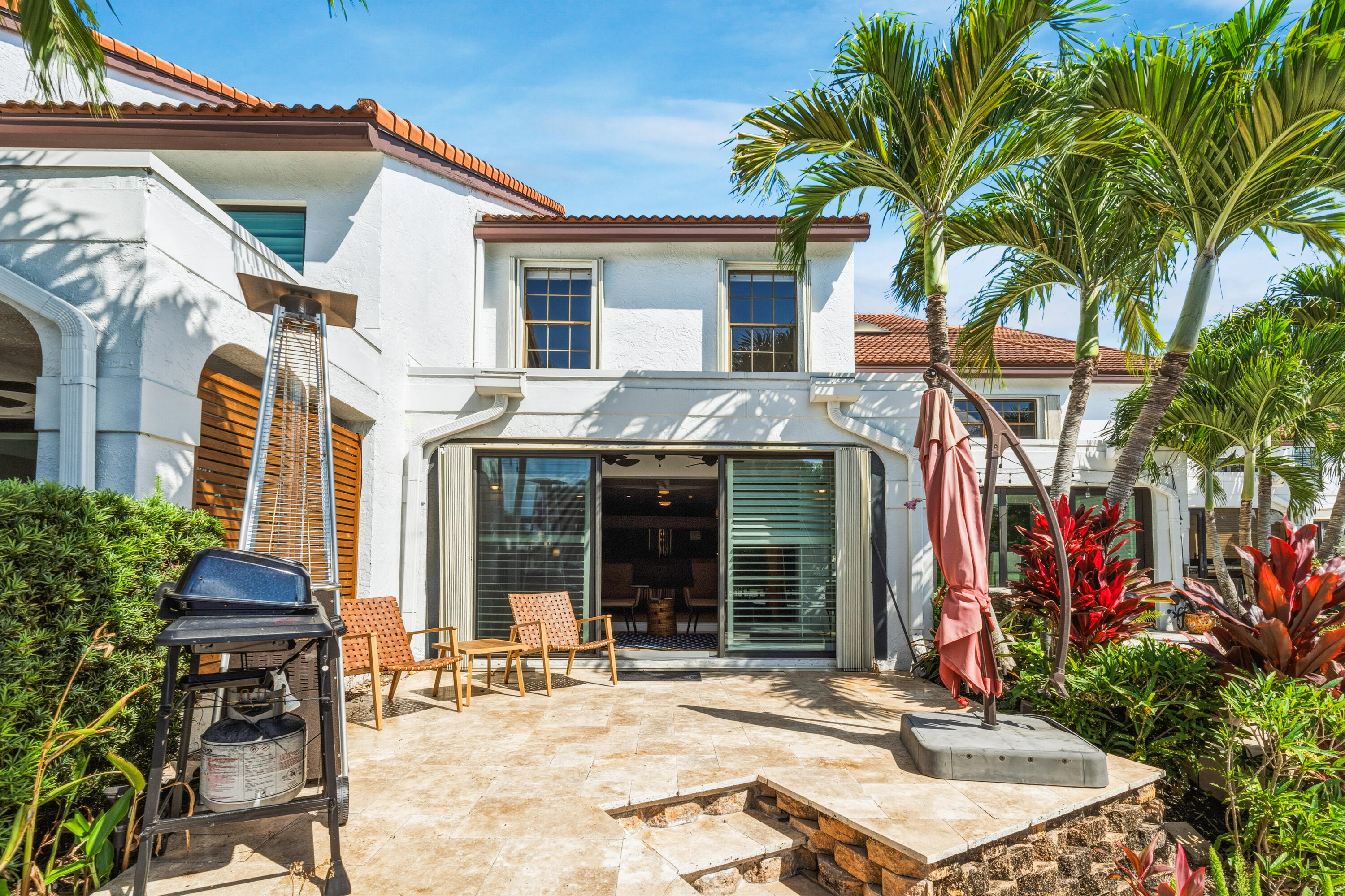 MARINERS COVE 1 - Residential