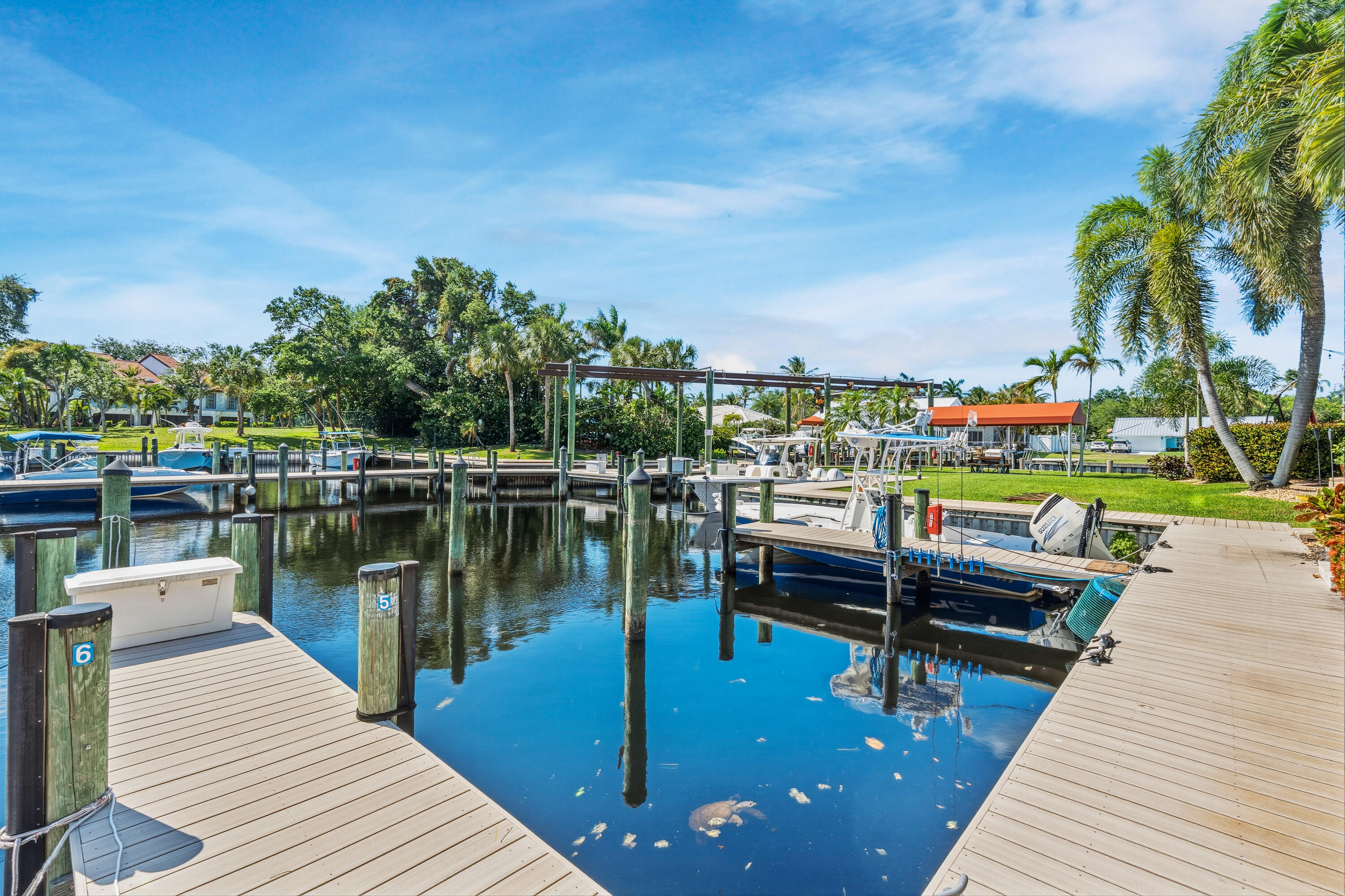 MARINERS COVE 1 - Residential