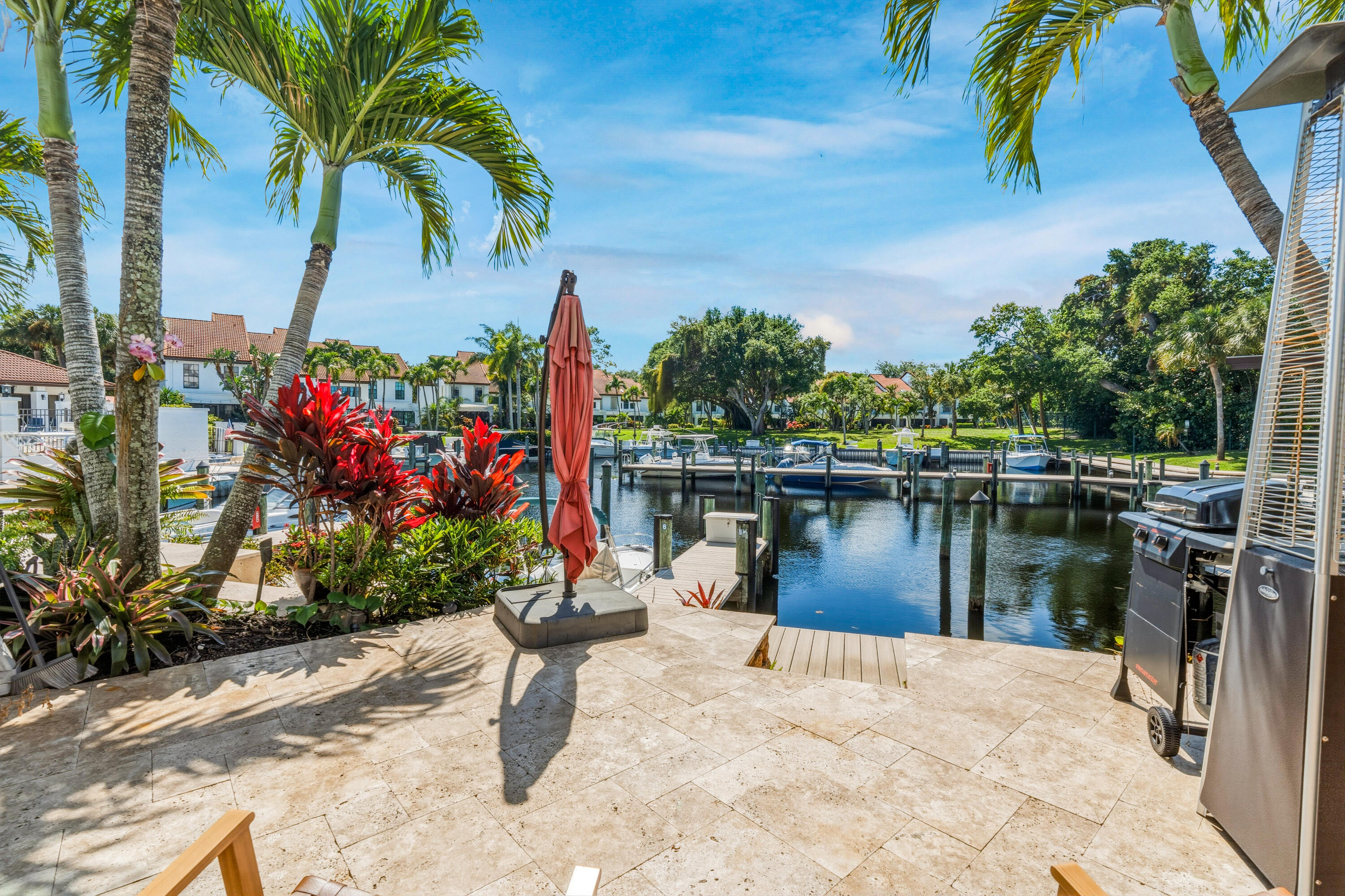 MARINERS COVE 1 - Residential