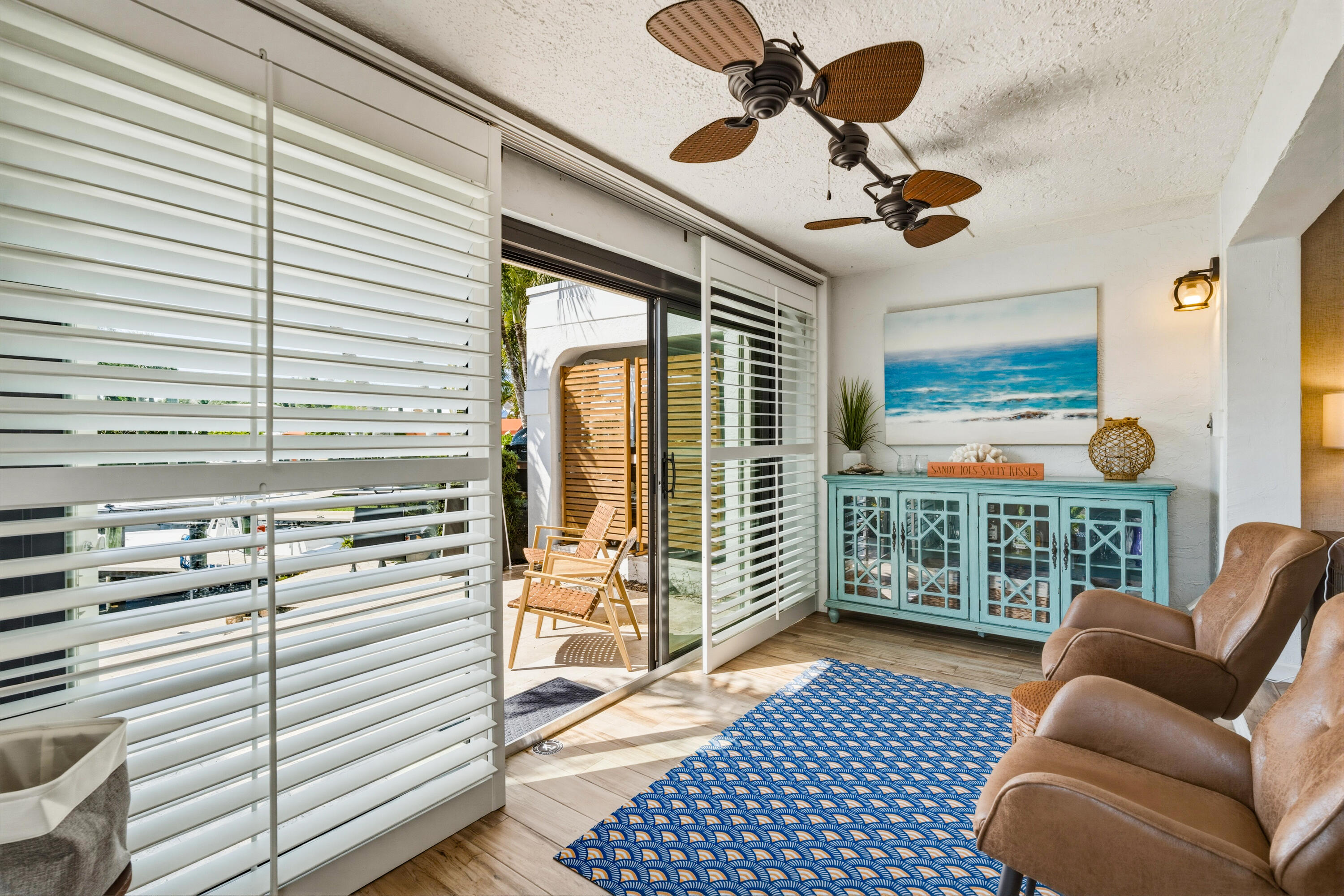 MARINERS COVE 1 - Residential