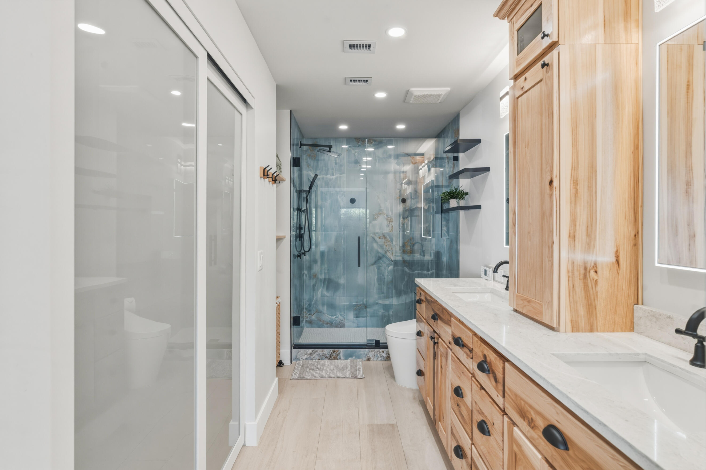 MARINERS COVE 1 - Residential