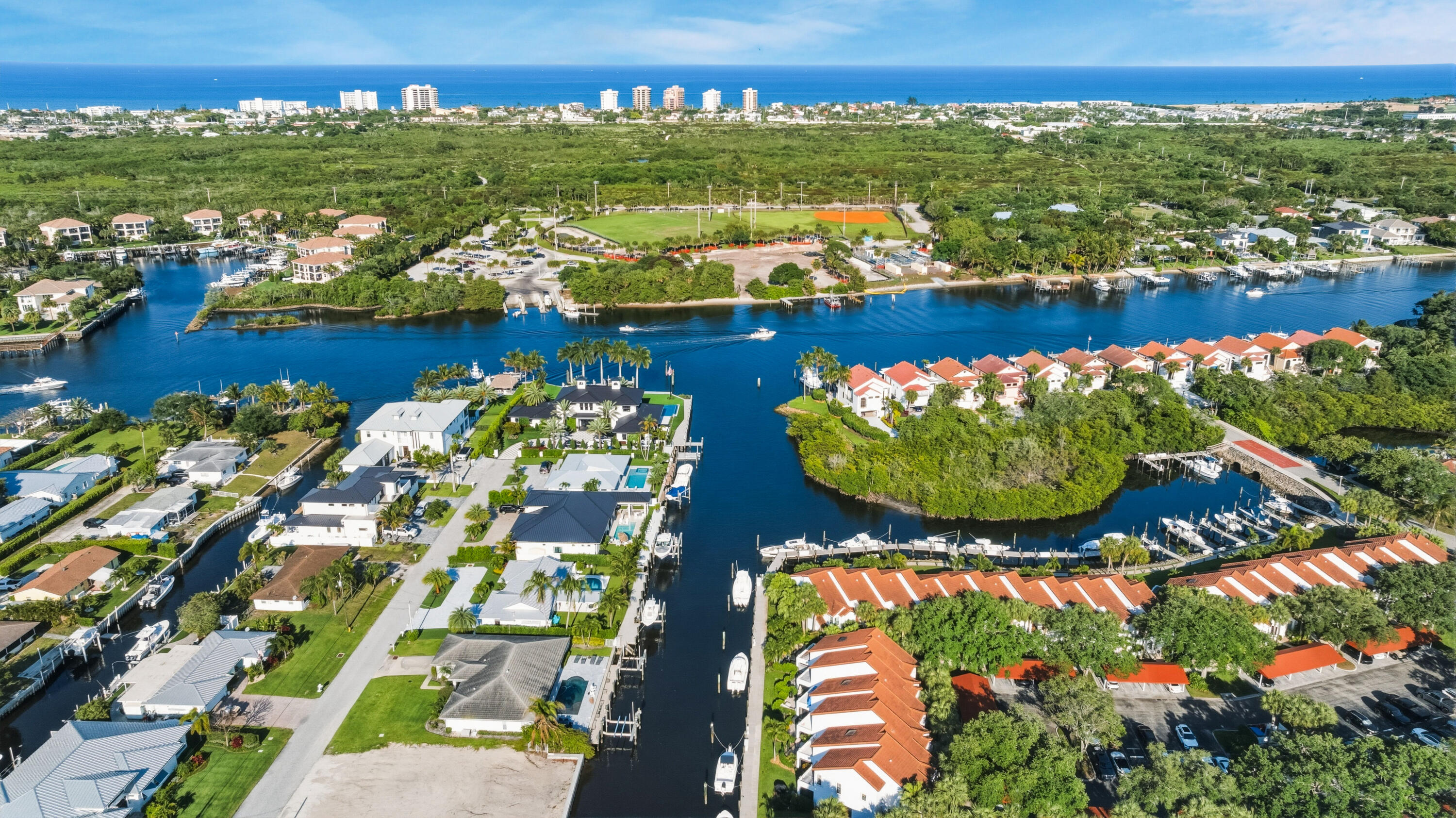 MARINERS COVE 1 - Residential