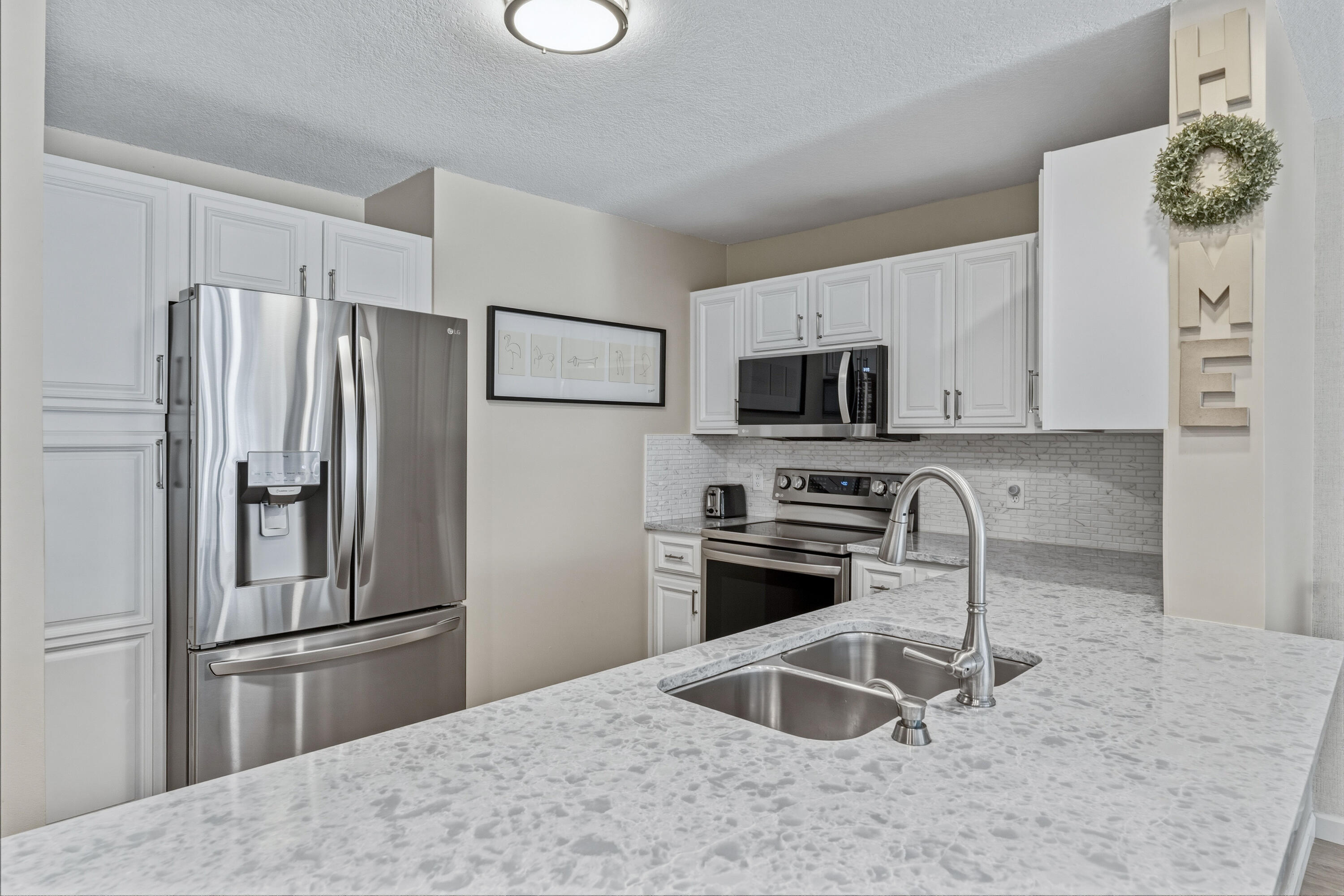 MARINERS COVE 1 - Residential