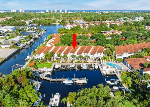 Photo of 2359 Treasure Isle Drive #34, Palm Beach Gardens, FL 33410 (MLS # B26025767)