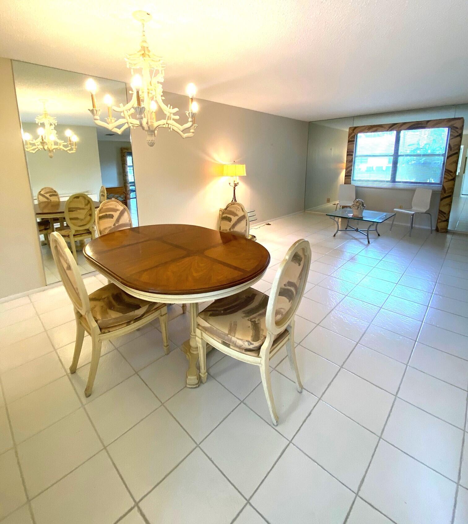 STRATHMORE GATE I UNIT TWO - Residential