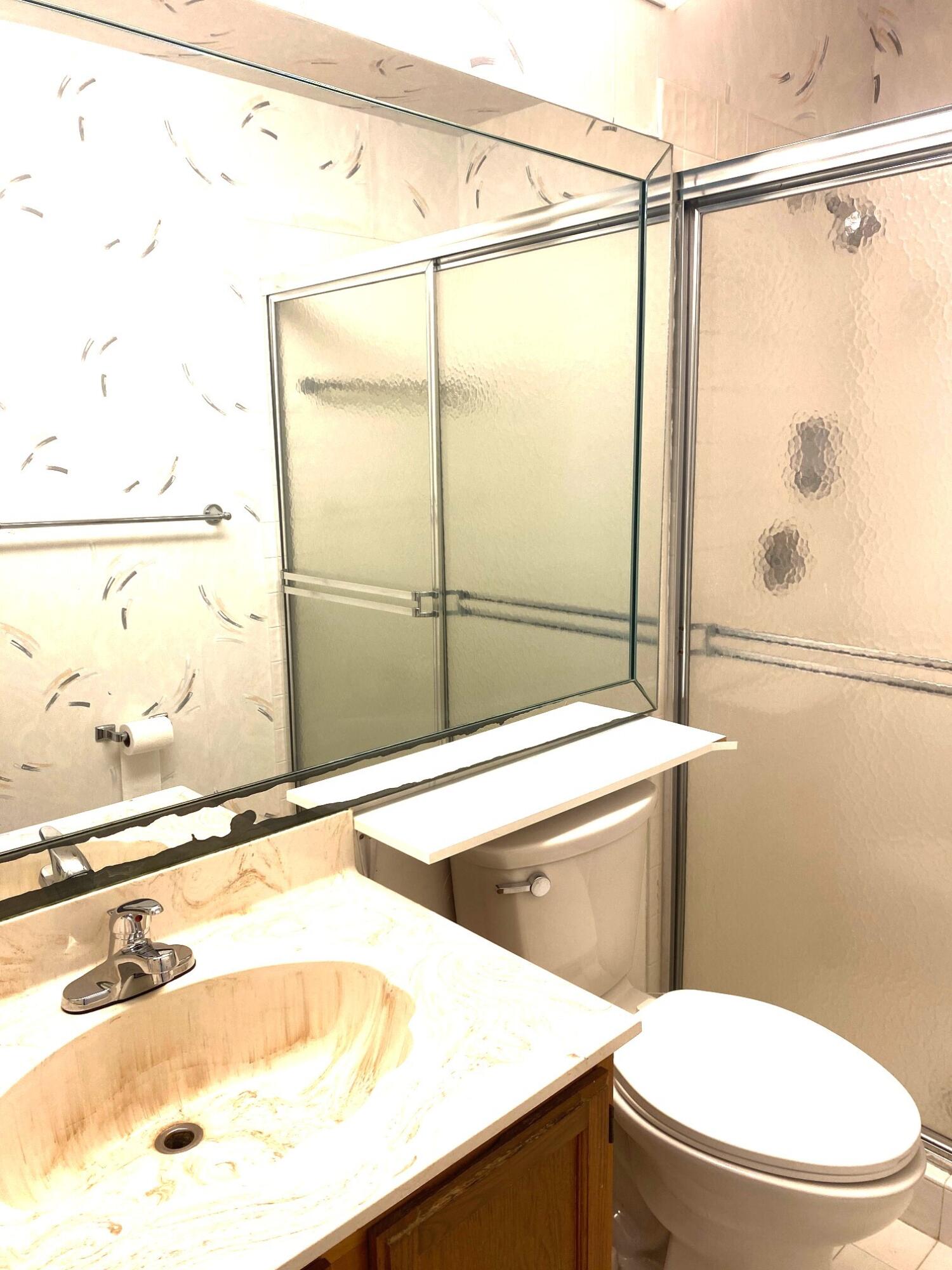 STRATHMORE GATE I UNIT TWO - Residential