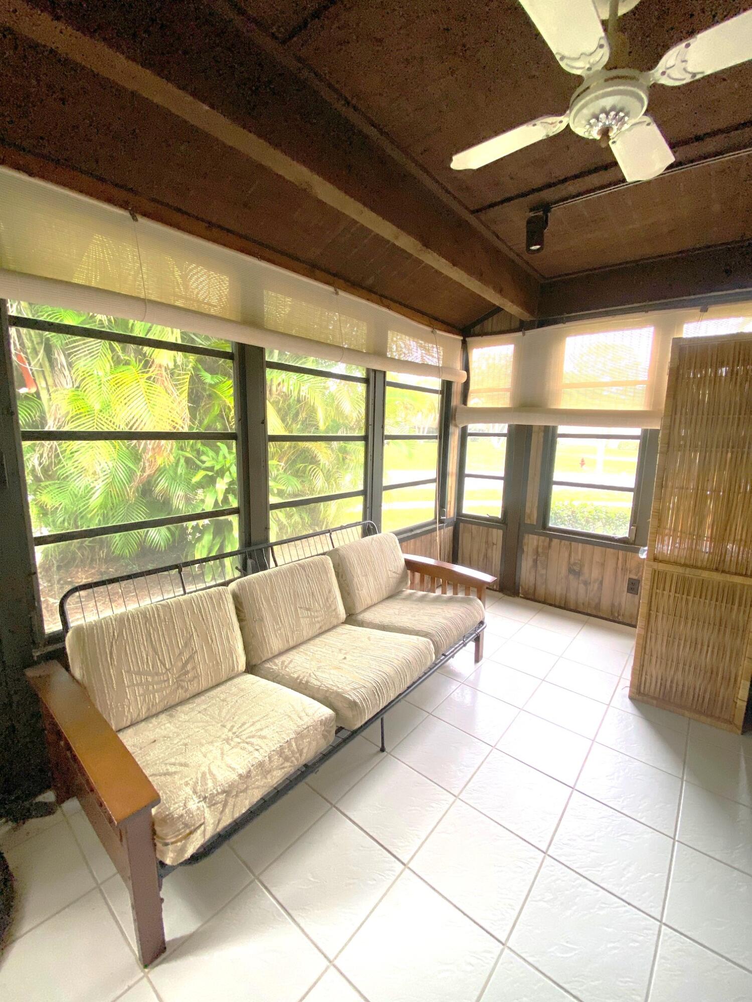 STRATHMORE GATE I UNIT TWO - Residential