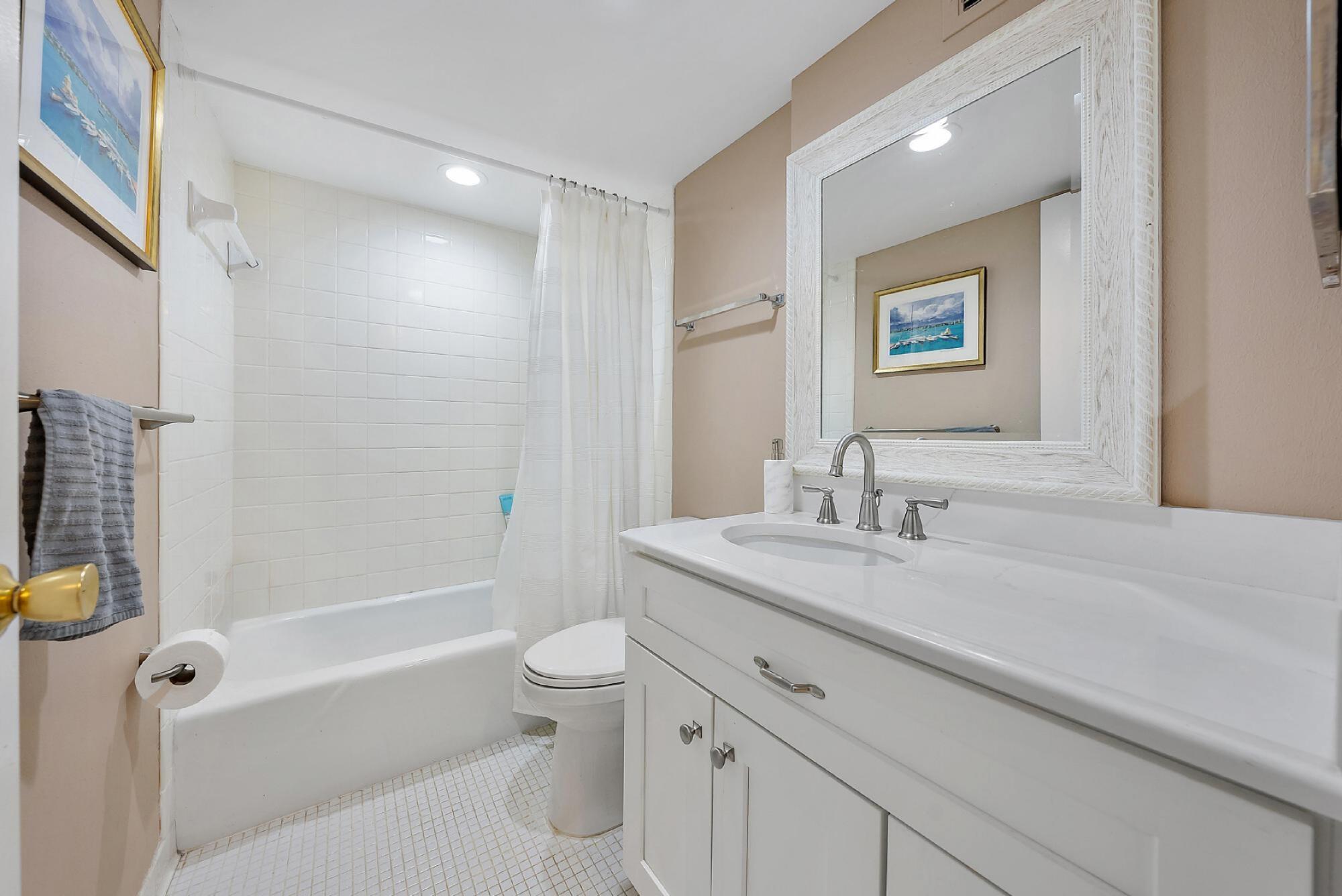 MAYAN TOWERS CONDO II - T - Residential Lease