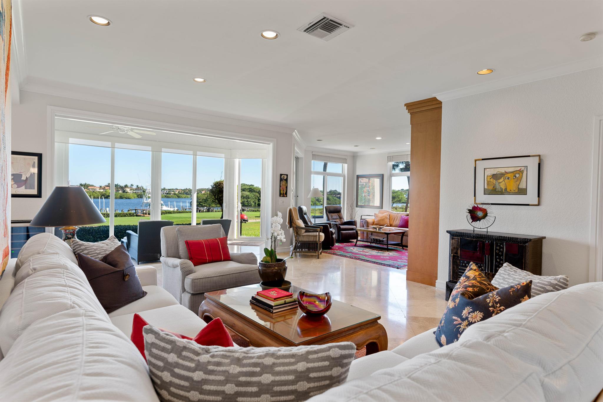 ADMIRALS COVE - Residential