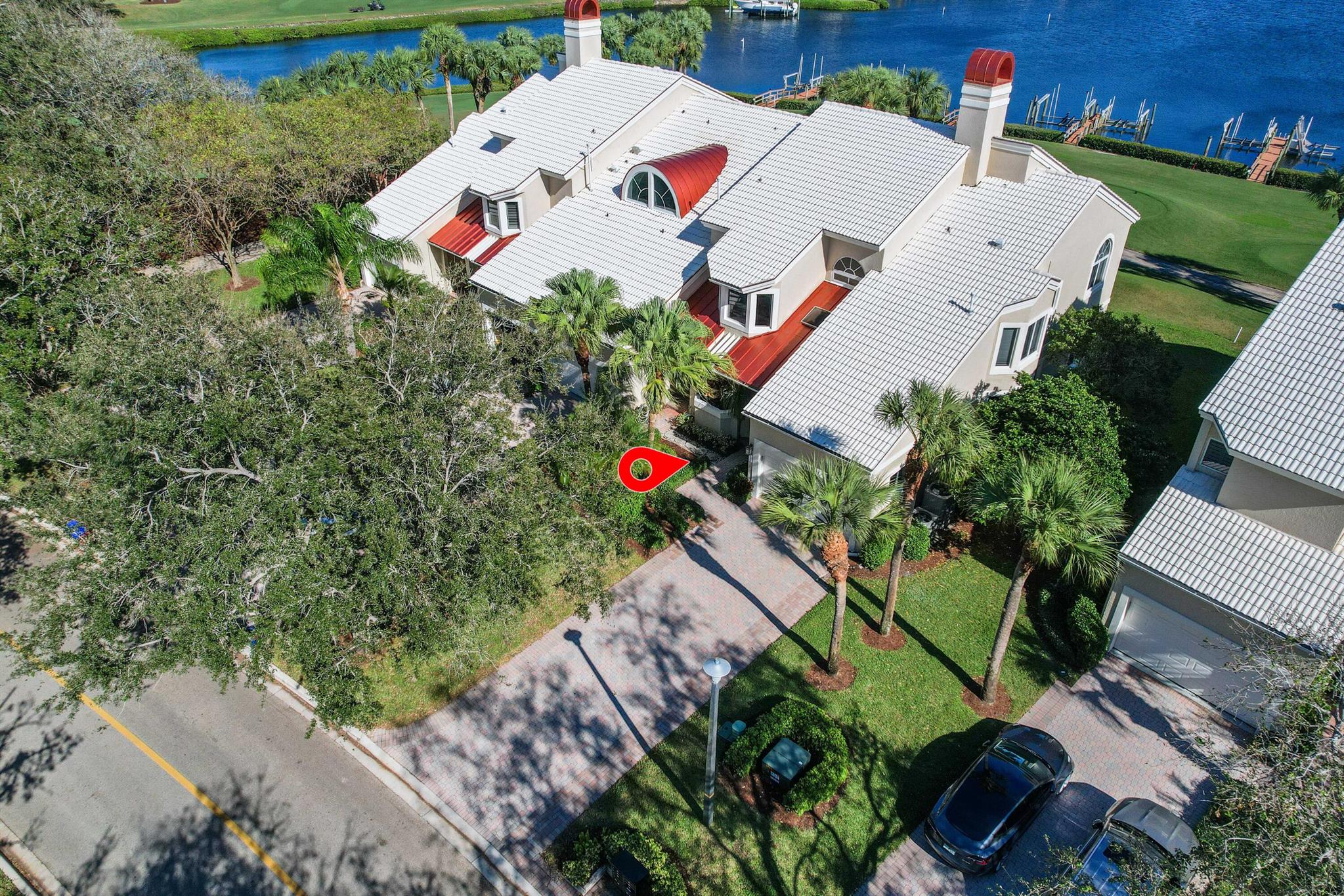 ADMIRALS COVE - Residential