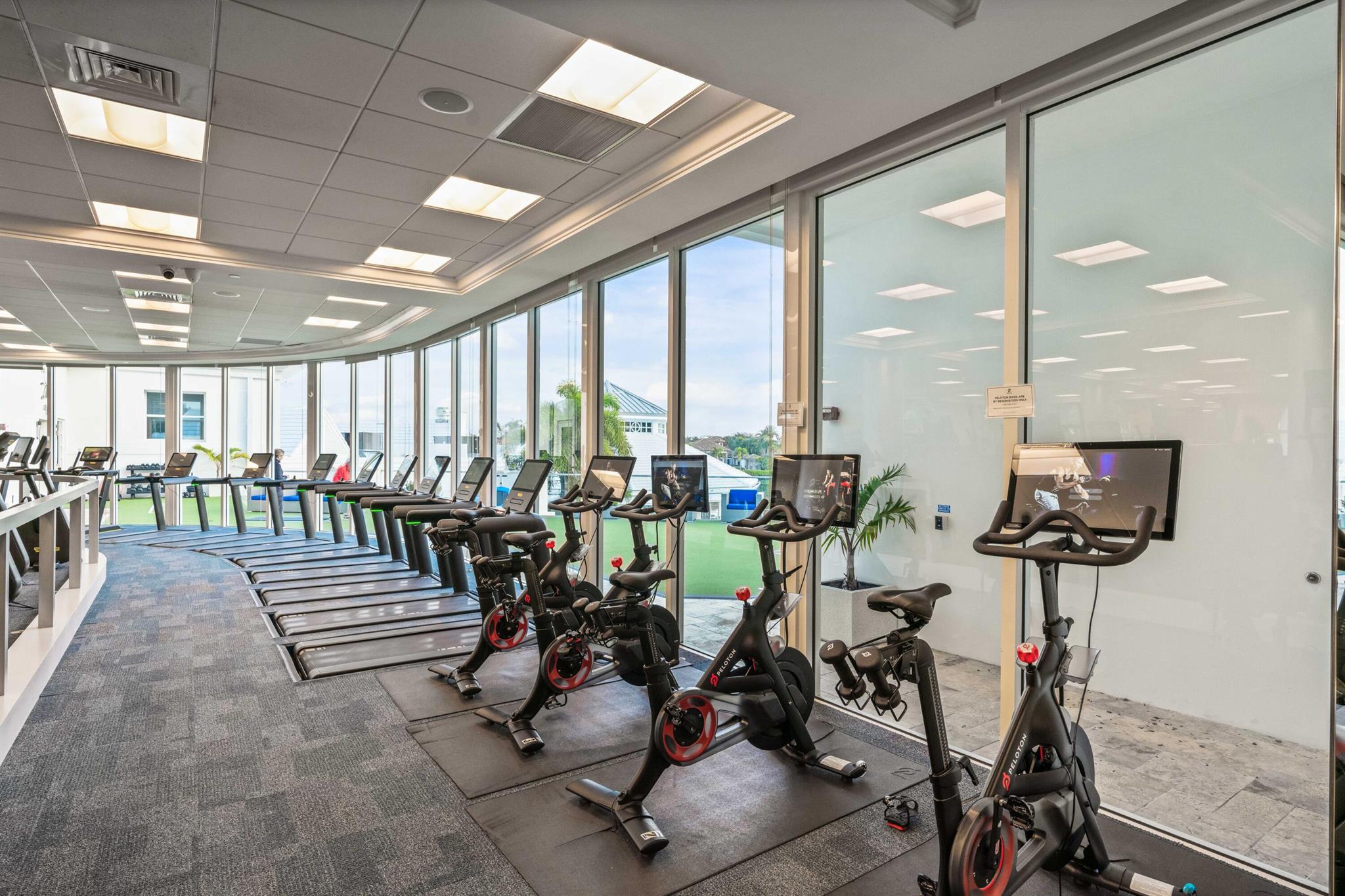 ADMIRALS COVE - Residential