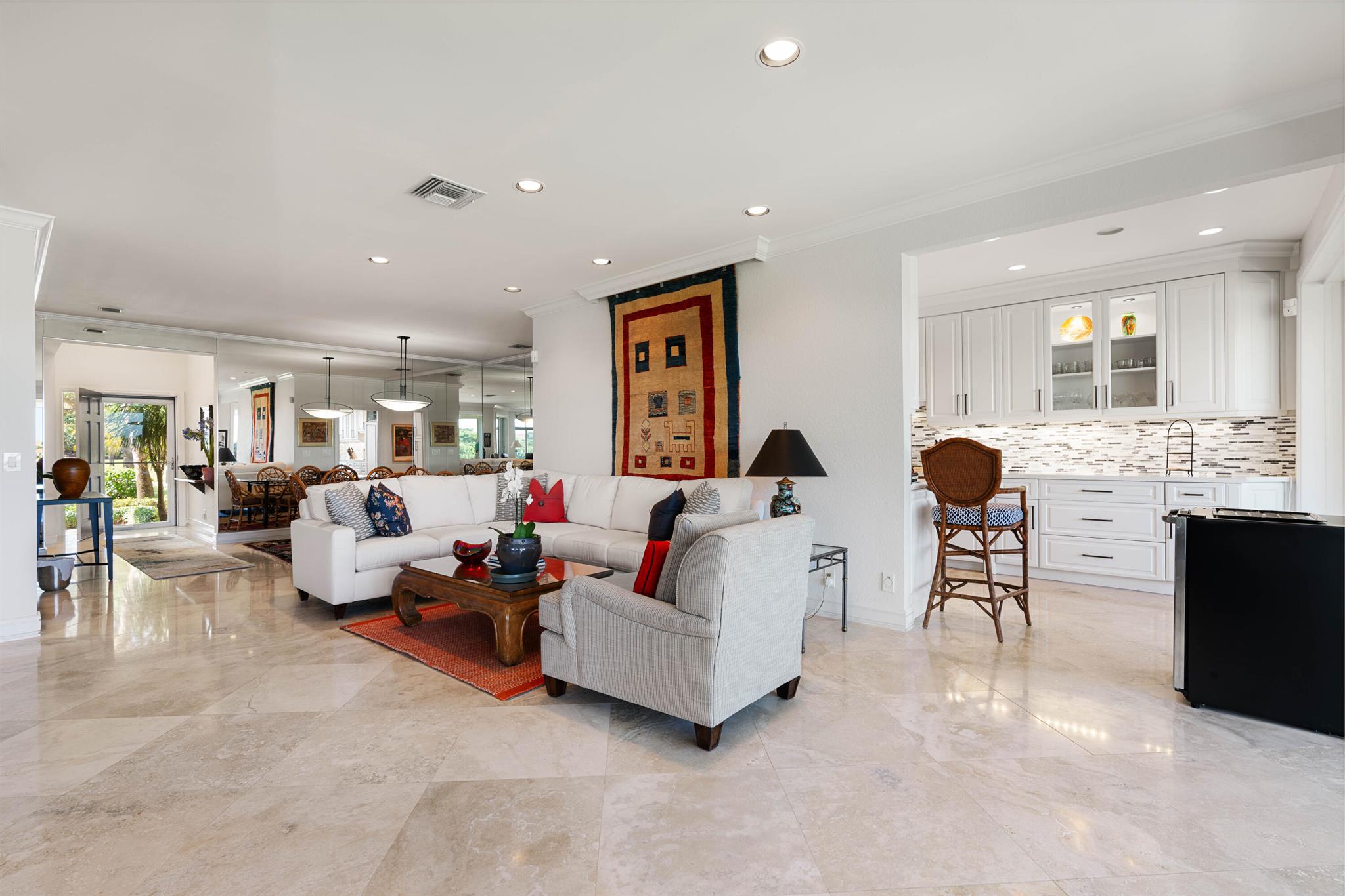 ADMIRALS COVE - Residential