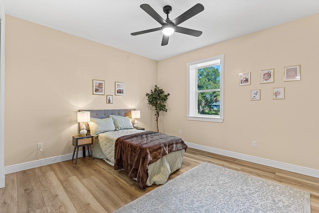 VERO LAKE ESTATES UNIT 5A - Residential