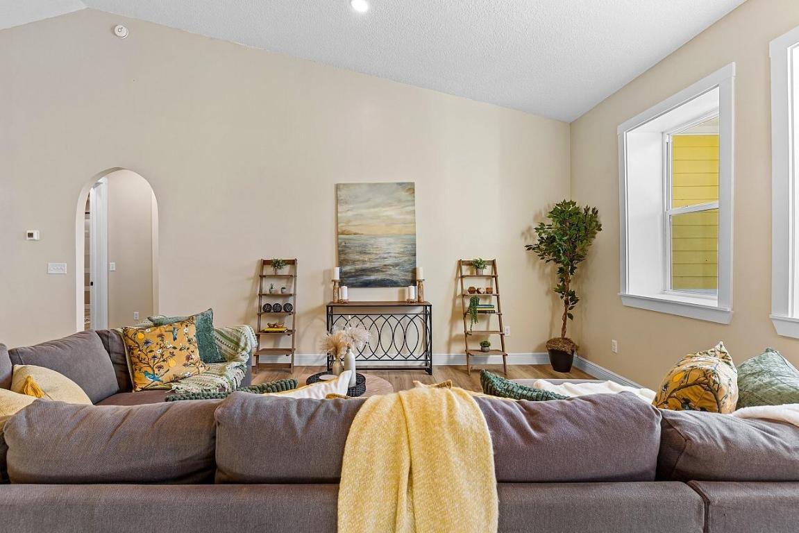 VERO LAKE ESTATES UNIT 5A - Residential