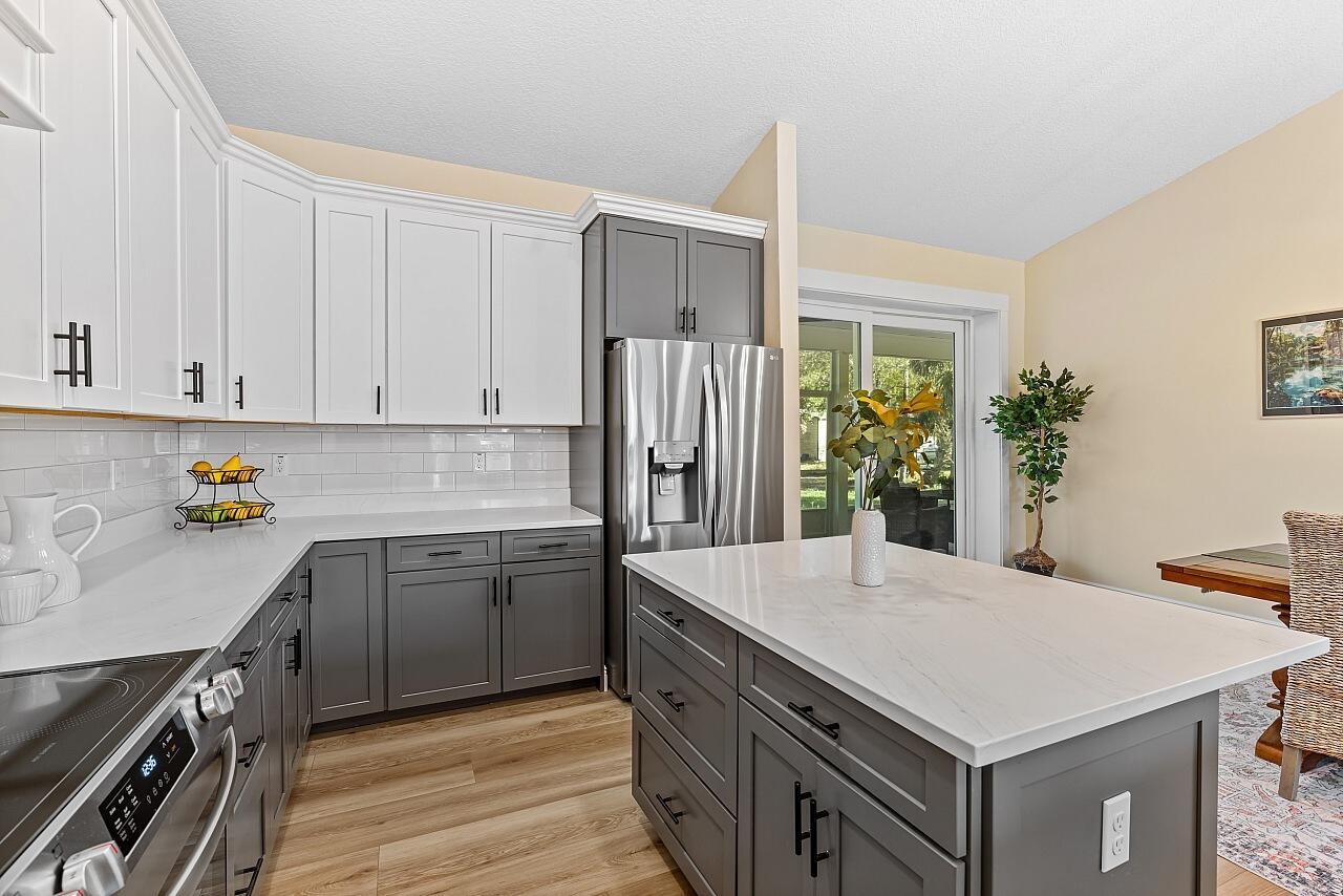 VERO LAKE ESTATES UNIT 5A - Residential