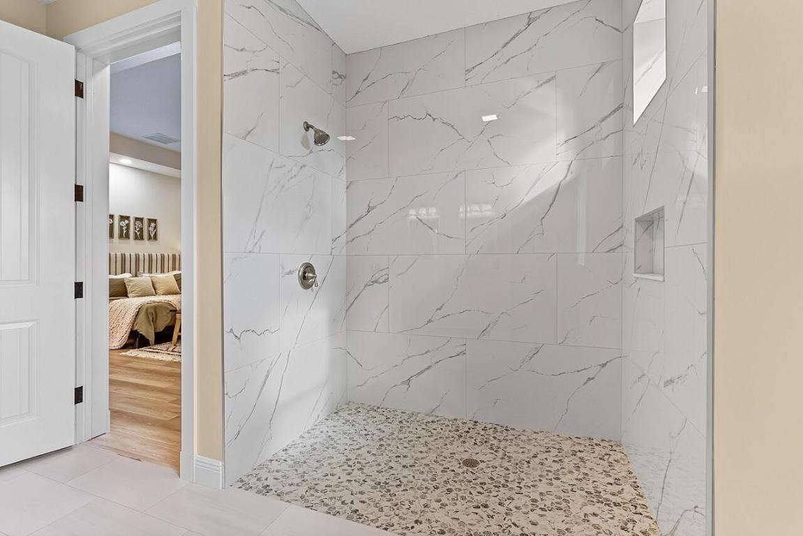 VERO LAKE ESTATES UNIT 5A - Residential