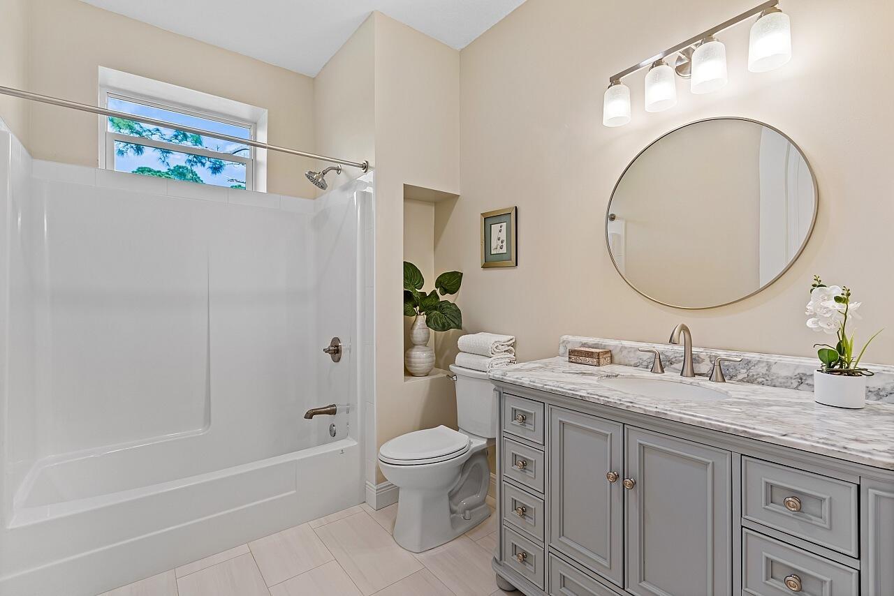 VERO LAKE ESTATES UNIT 5A - Residential