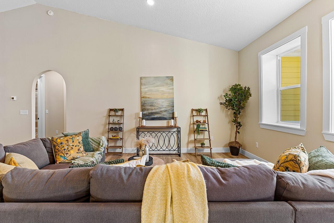 VERO LAKE ESTATES UNIT 5A - Residential