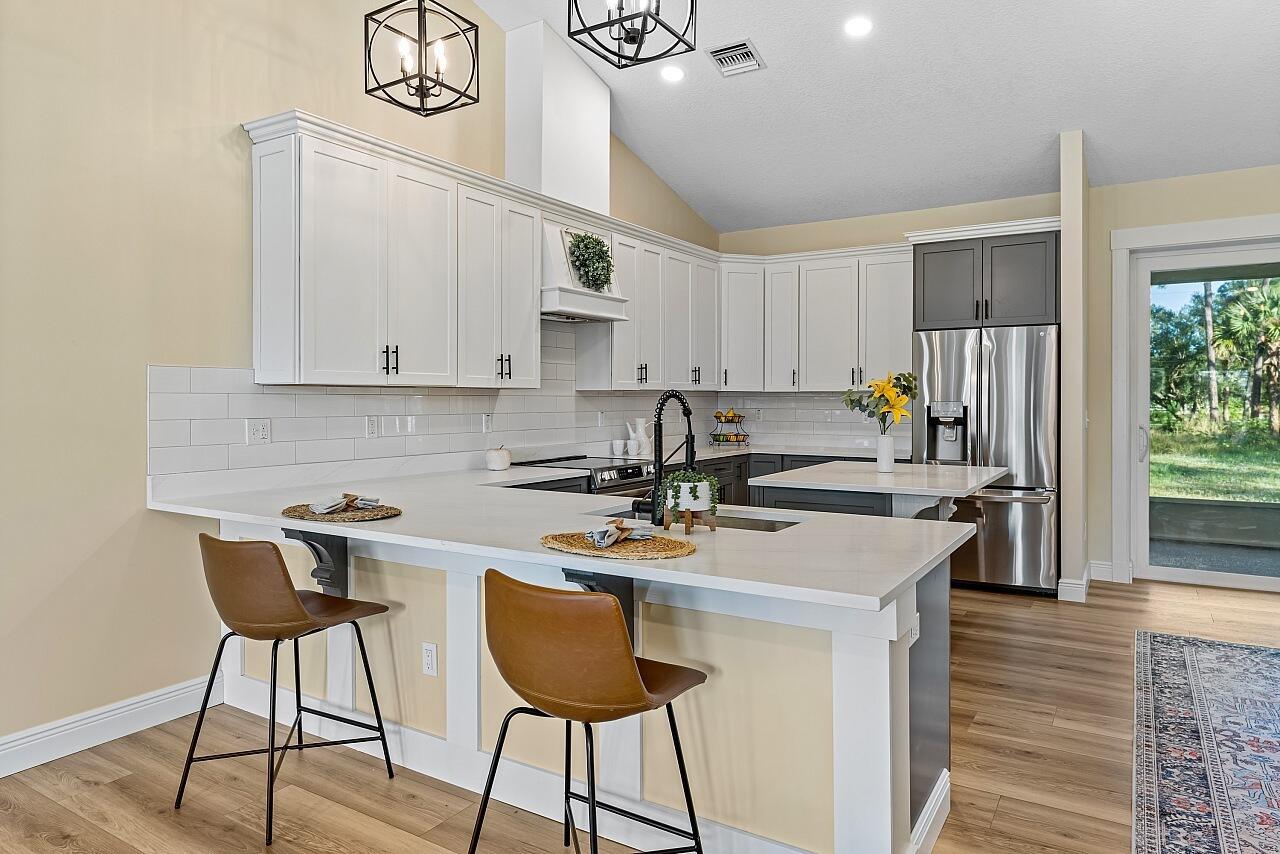 VERO LAKE ESTATES UNIT 5A - Residential