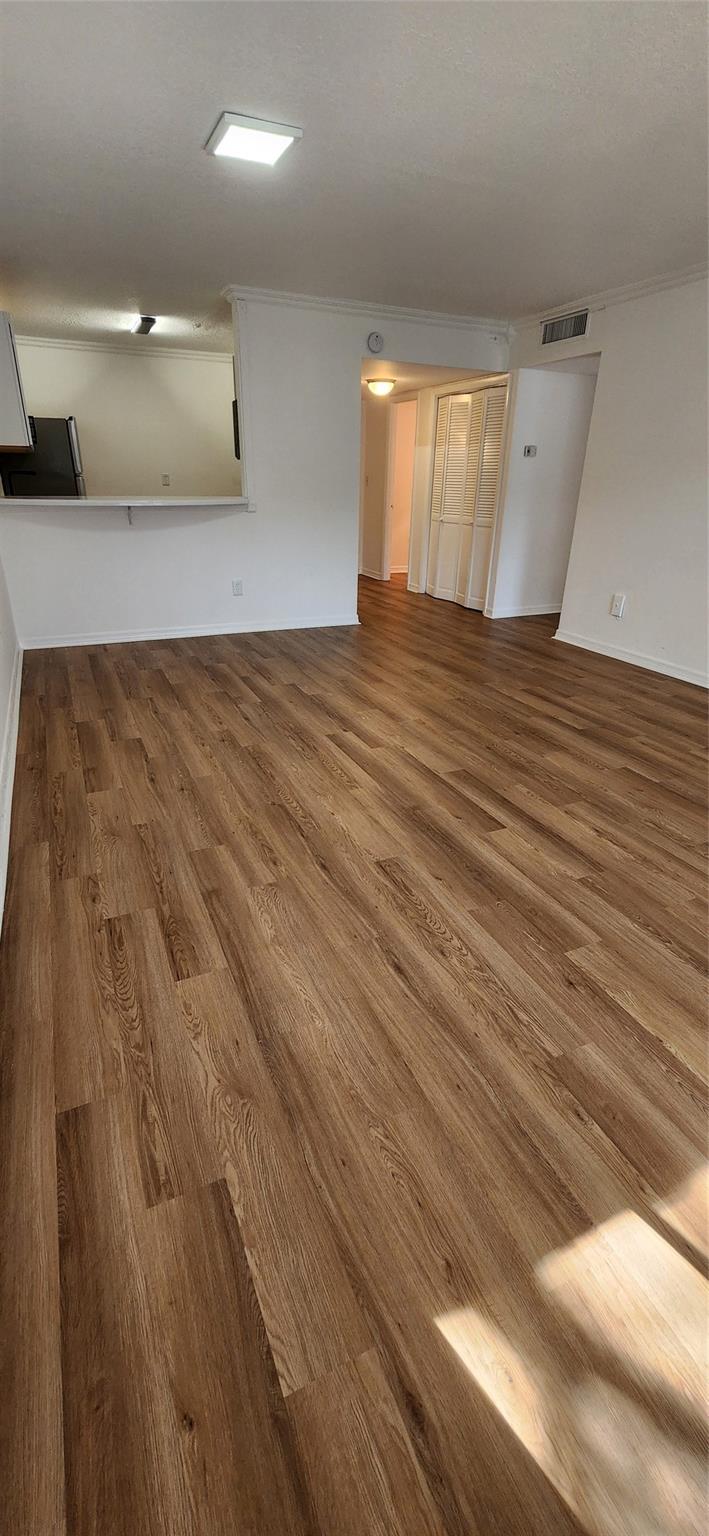 Ola Condo - Residential