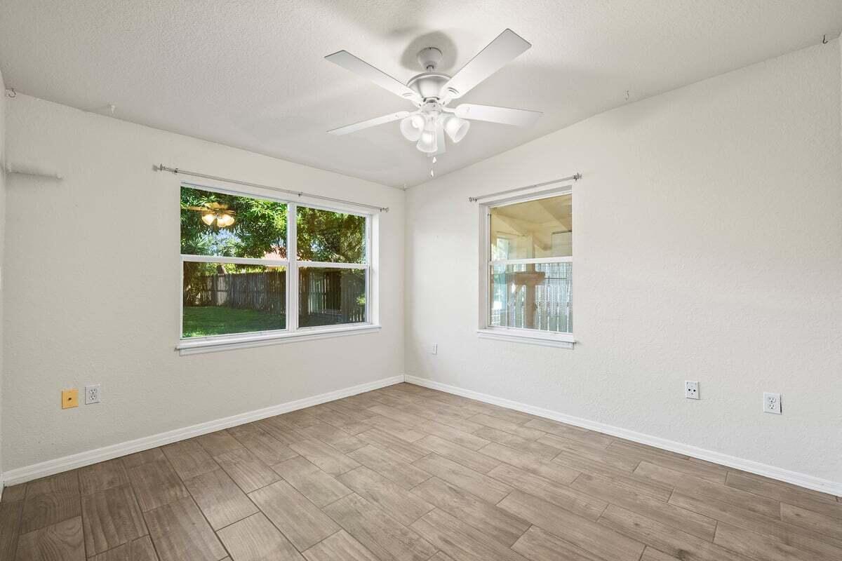 TROPICOLONY SUB - Residential Lease