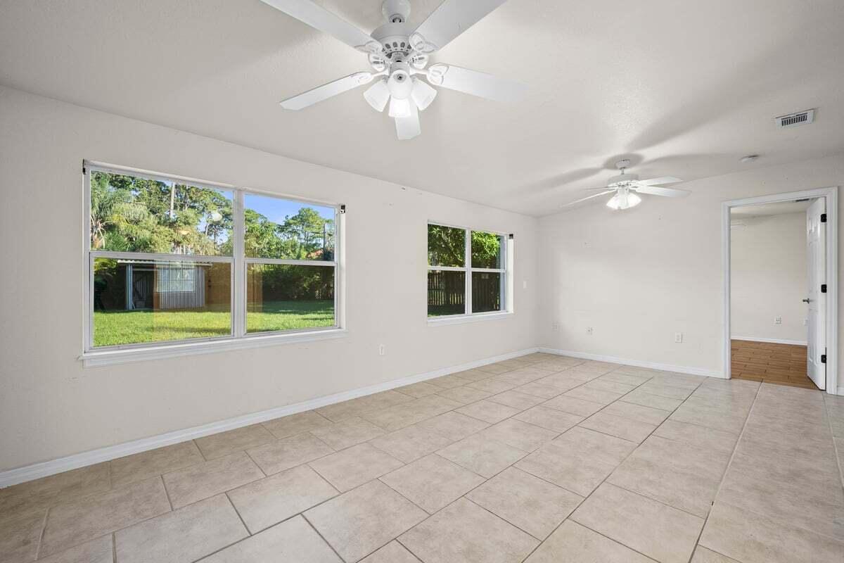 TROPICOLONY SUB - Residential Lease